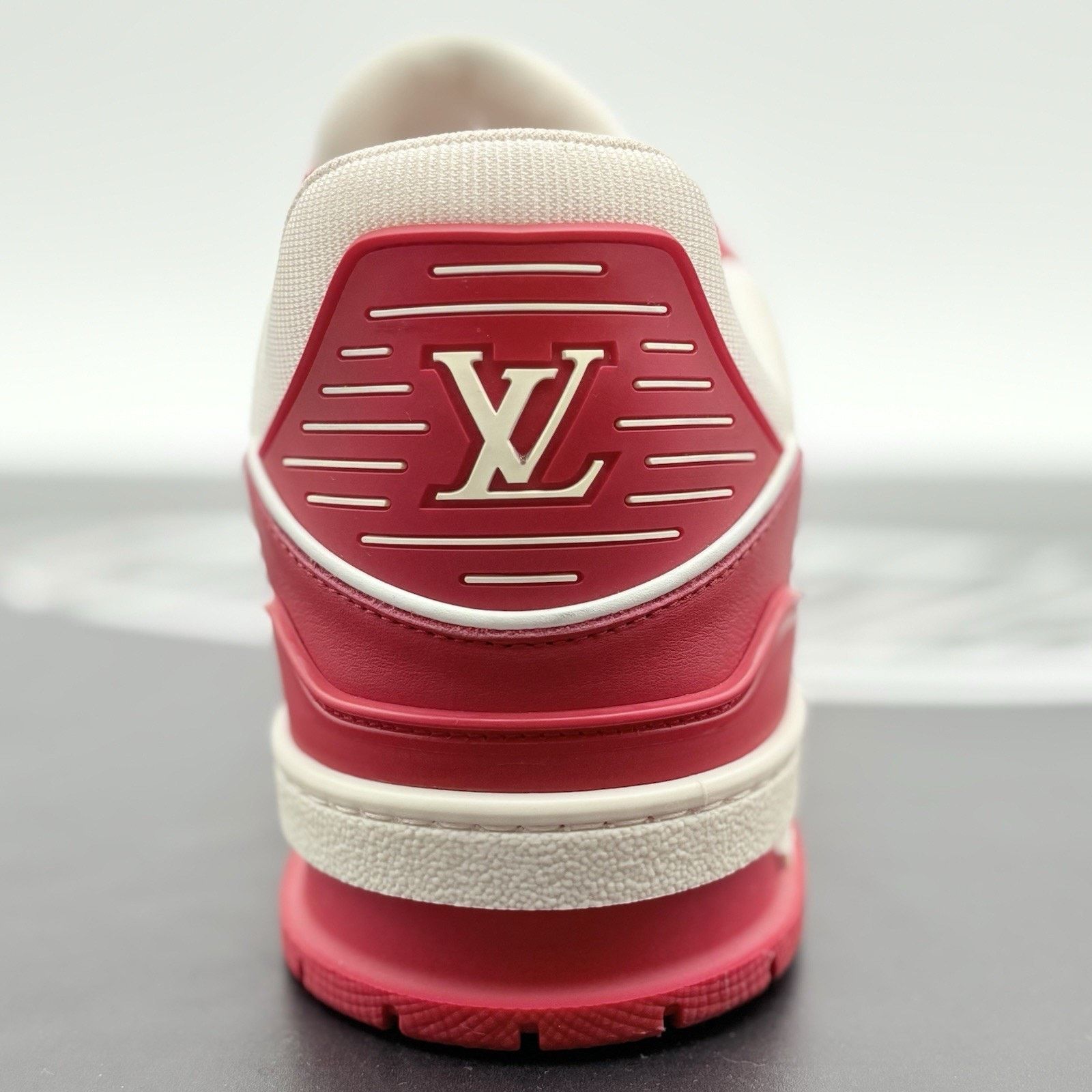 Louis Vuitton 10-10.5 US Louis Vuitton Trainer ' Red White ' | EXCELLENT! Size US 10 / EU 43 - 3 Thumbnail