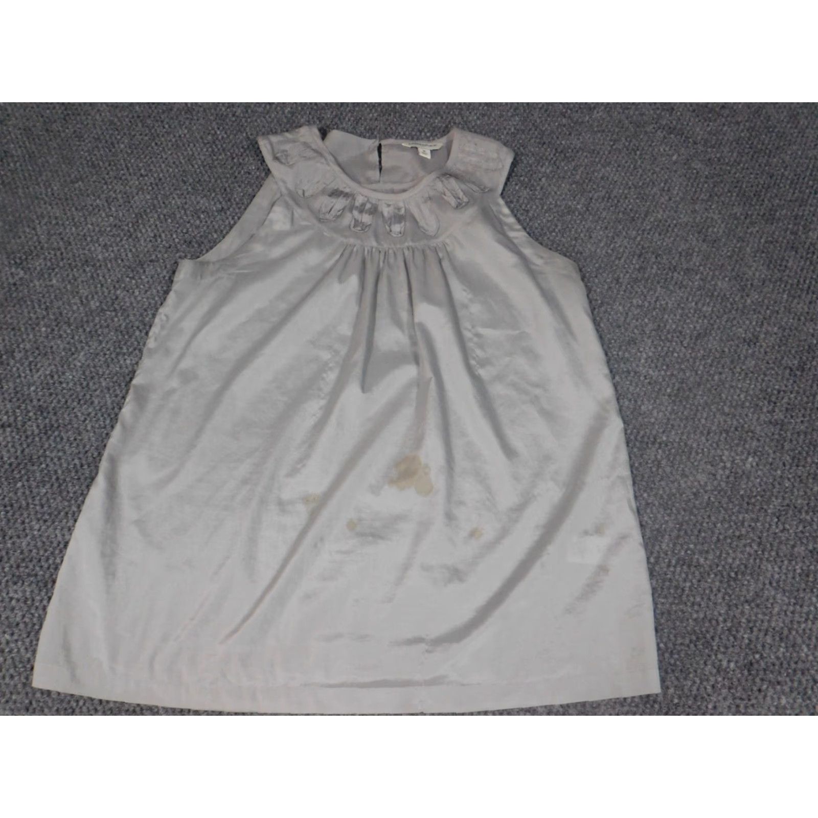 Banana Republic Banana Republic Blouse M Women Gray Sleeveless Crew Neck Pullover Stretch Classic Casual Regular Satin/Polyester Rayon Style Size M / US 6-8 / IT 42-44 - 6 Thumbnail