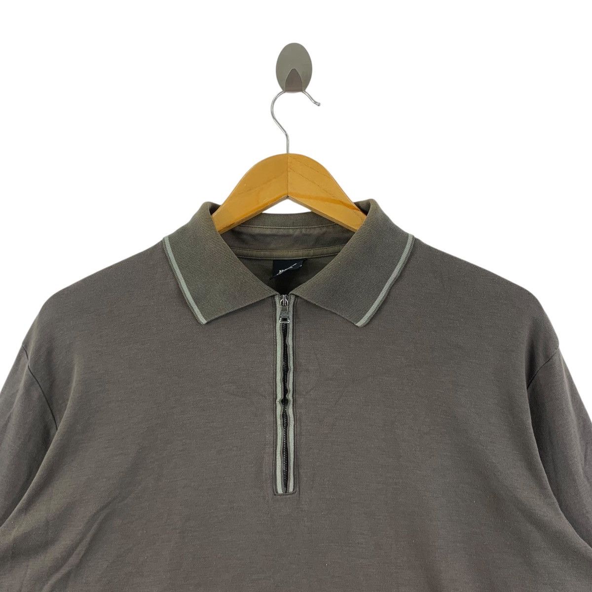 Hugo Boss Vintage HUGO BOSS Pima Cotton Half Zipper Tee Shirt Size US XL / EU 56 / 4 - 2 Thumbnail