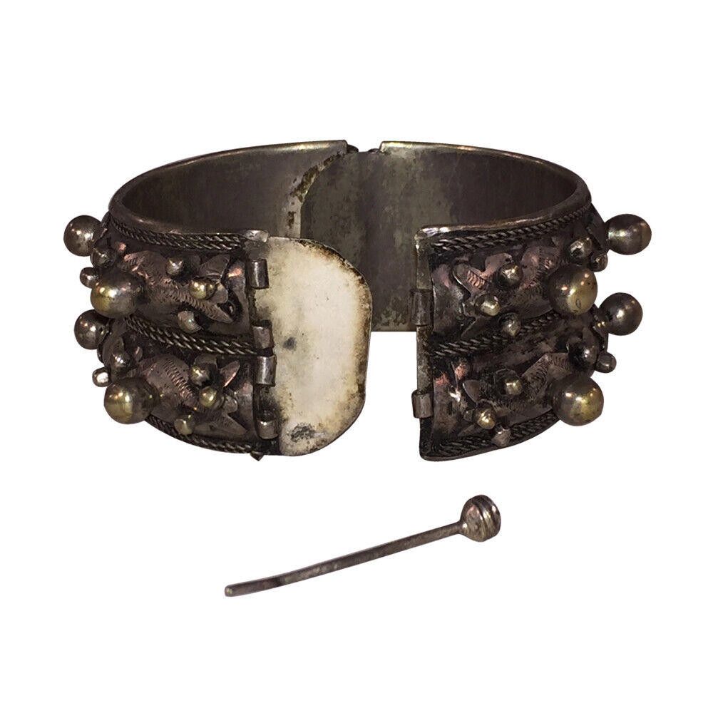 Designer Silver Moroccan Saharan Ethnic Tribal African Bracelet Size ONE SIZE - 2 Thumbnail