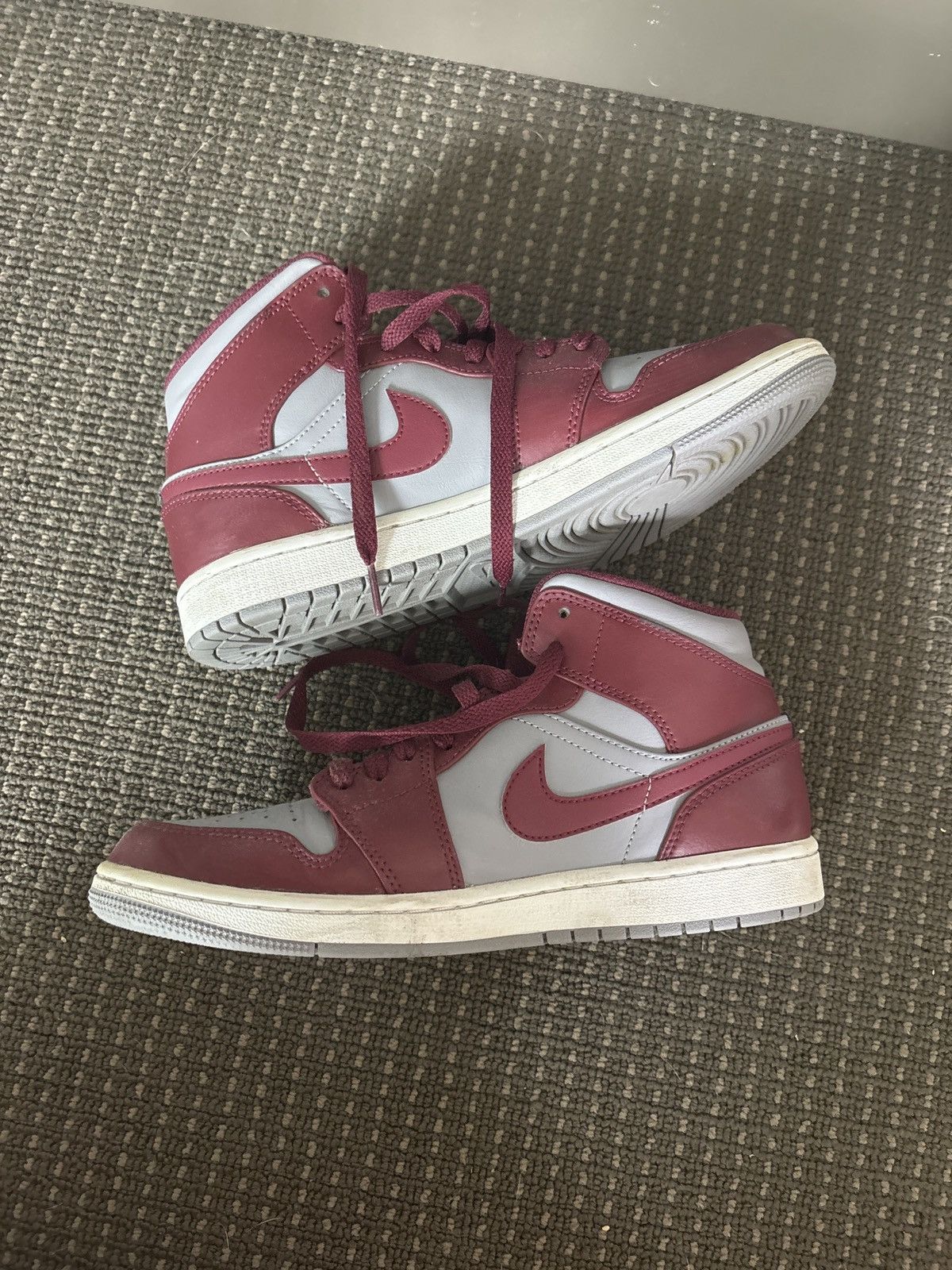 Jordan Brand × Nike Jordan 1 mids Size US 8 / IT 38 - 3 Thumbnail
