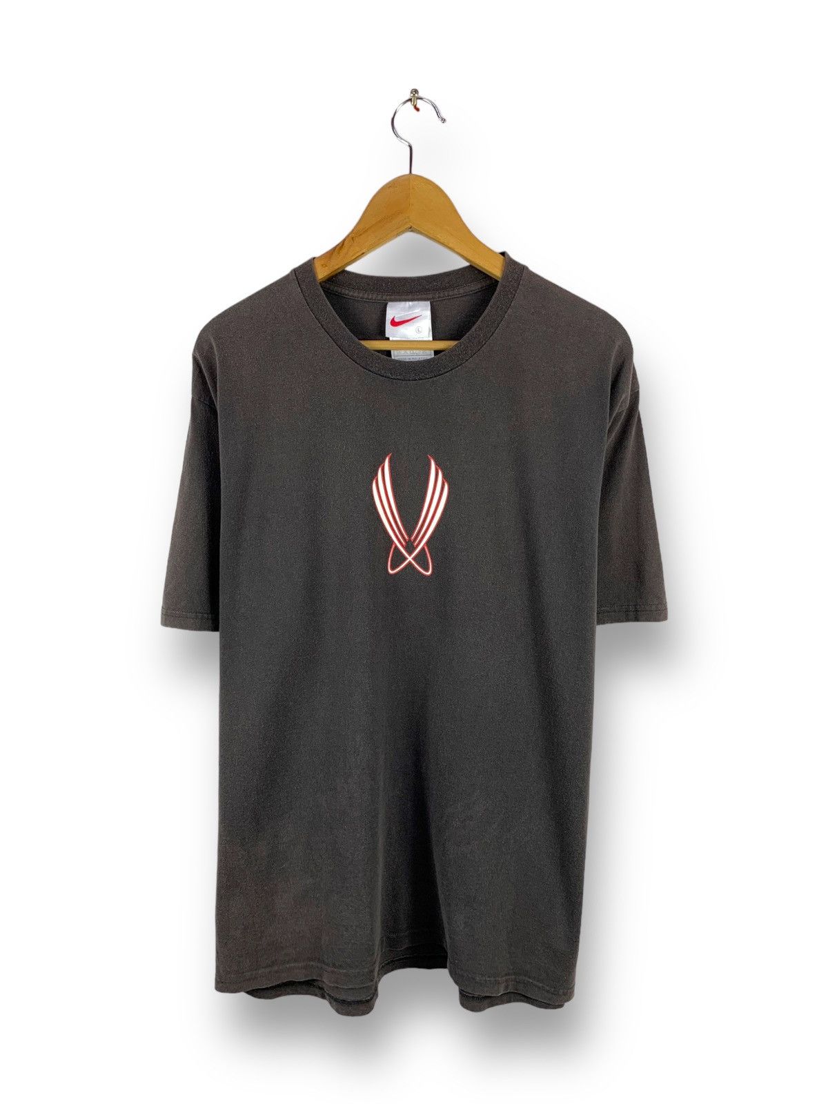 Nike Steals! Vintage Y2K Nike Small Swoosh Tee Size US L / EU 52-54 / 3 - 1 Thumbnail
