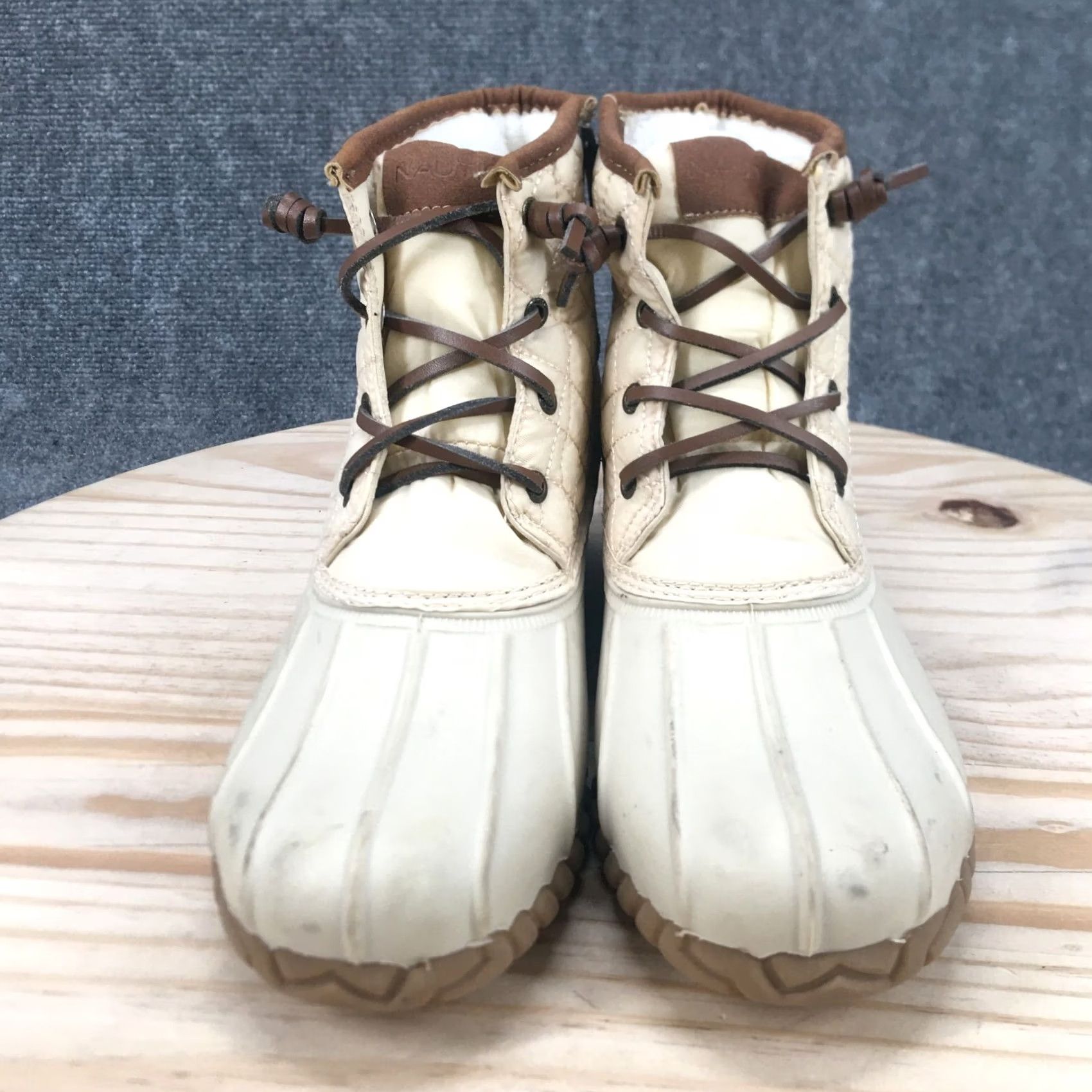 Nautica Nautica Boots Womens 10 Quilted Side Zip Ankle Duck Boot White Fabric Boots Women 10 Nautica Doorsay Size US 10 / IT 40 - 7 Thumbnail