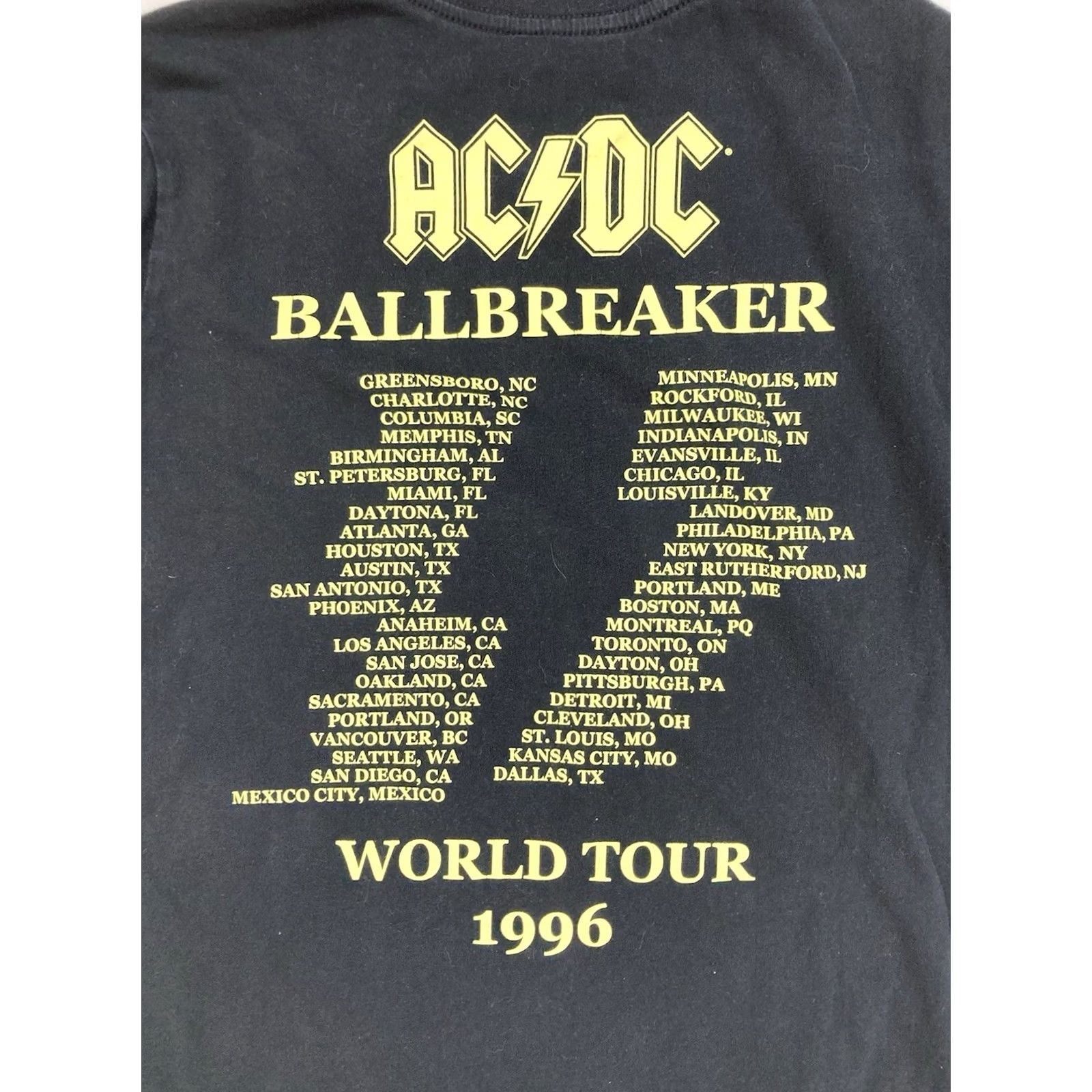 Vintage ACDC Ballbreaker World Tour 1996 Graphic T-shirt Music Distressed Women Small Size S / US 4 / IT 40 - 4 Thumbnail