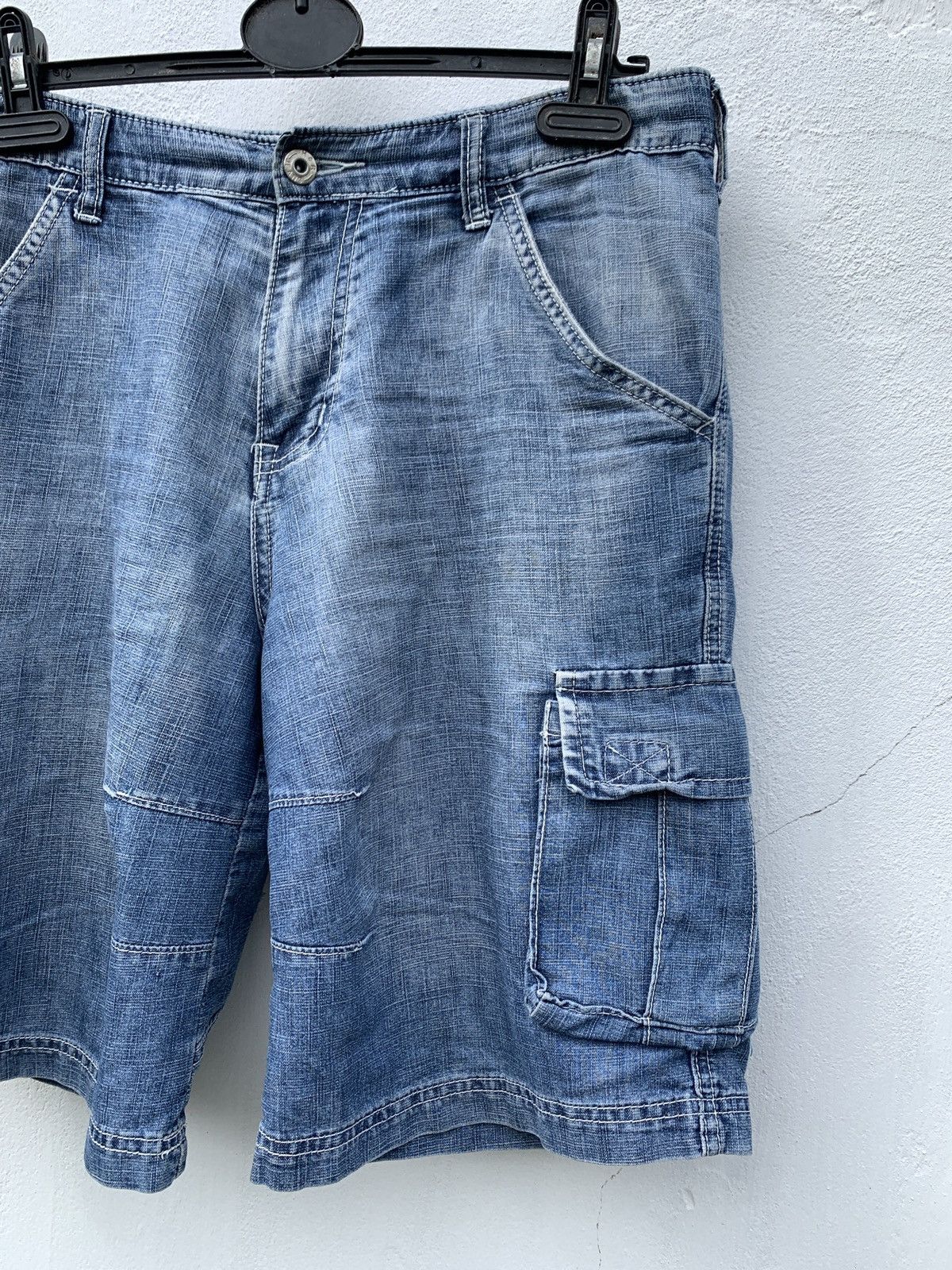 Japanese Brand Vintage Japanese Y2K Cargo Aviator Blue Denim Jean Shorts Size US 30 / EU 46 - 3 Thumbnail