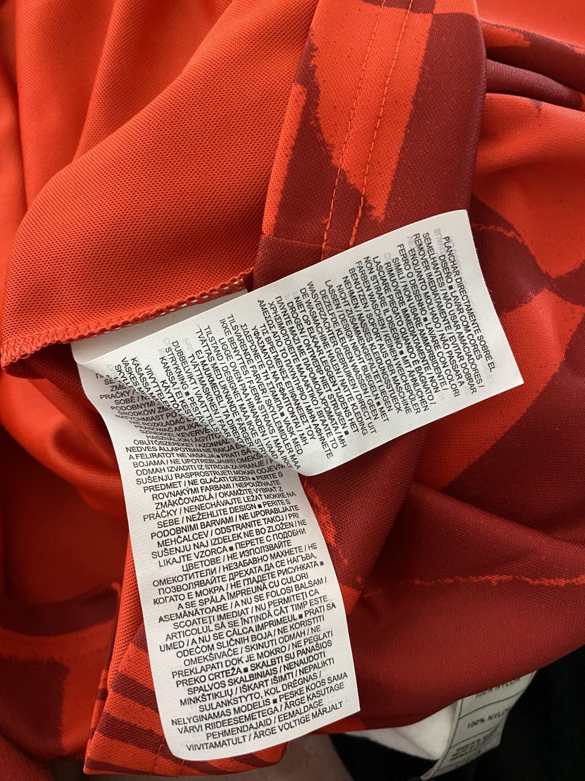 Nike Nike x Galatasaray Pre-match football Jersey L rare y2k Size US L / EU 52-54 / 3 - 12 Thumbnail