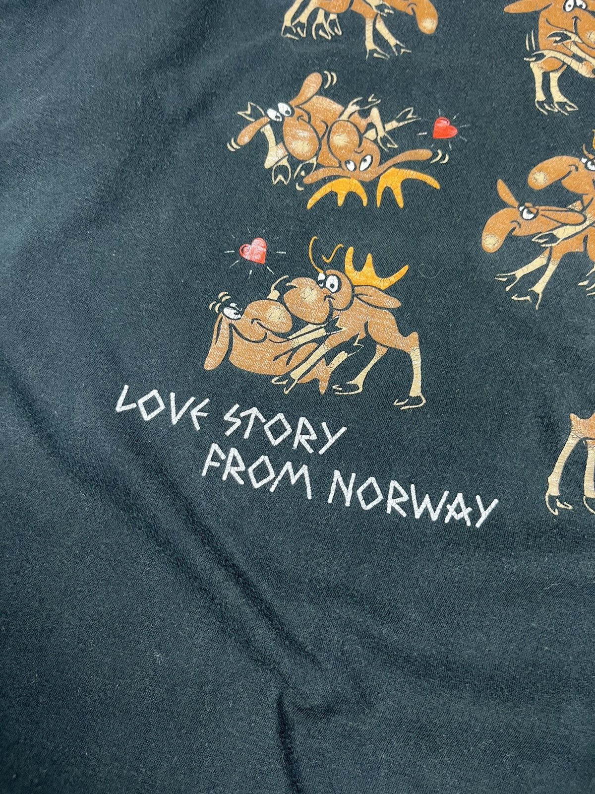 Vintage 90s Vintage Love Story From Norway Fun Deer Sex T-shirt Size US XL / EU 56 / 4 - 2 Thumbnail