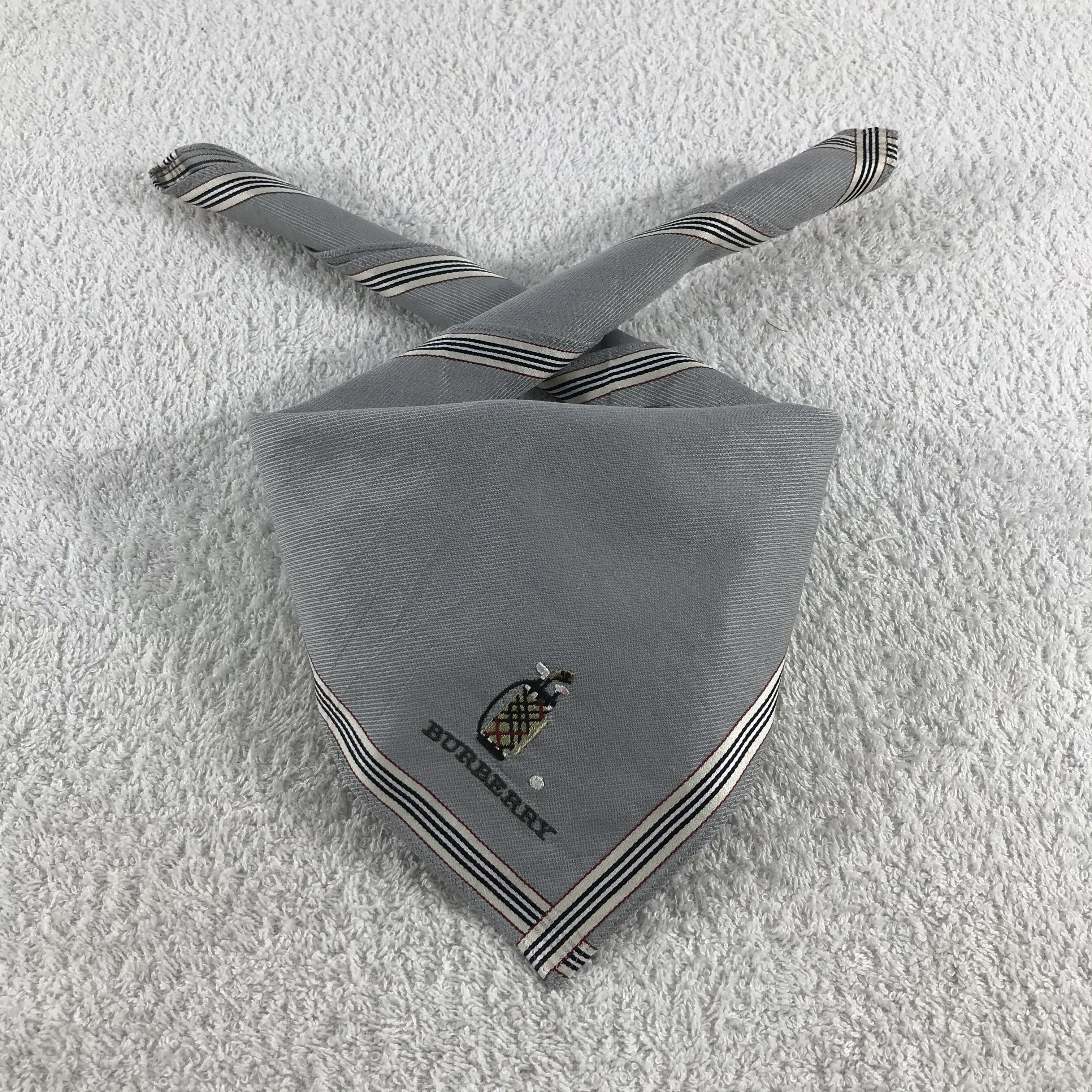 Burberry × Vintage Burberry Bandana / Handkerchief / Neckerchief - S058 Size ONE SIZE - 3 Thumbnail