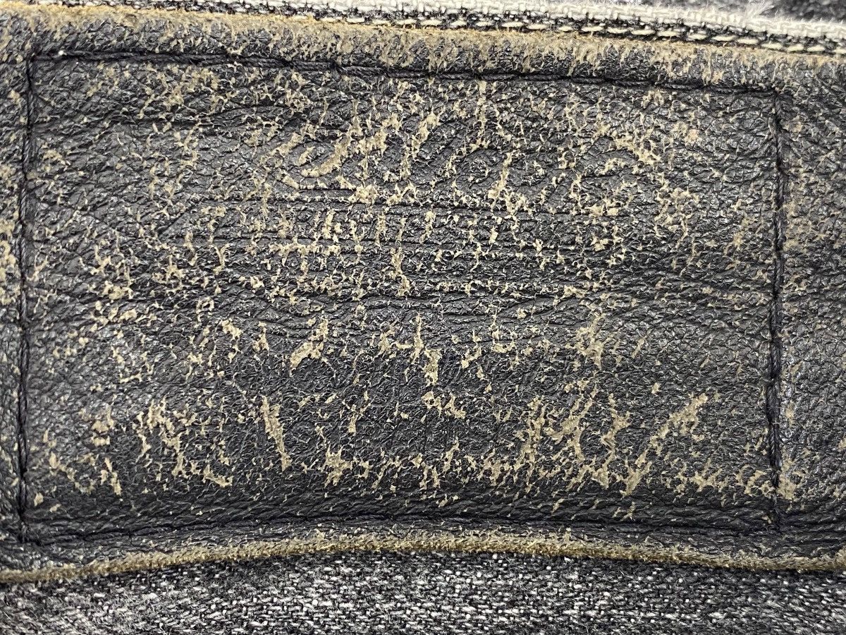 Levi's Levi’s Vintage Dark Wash Style Flare Jeans Size US 31 - 12 Thumbnail