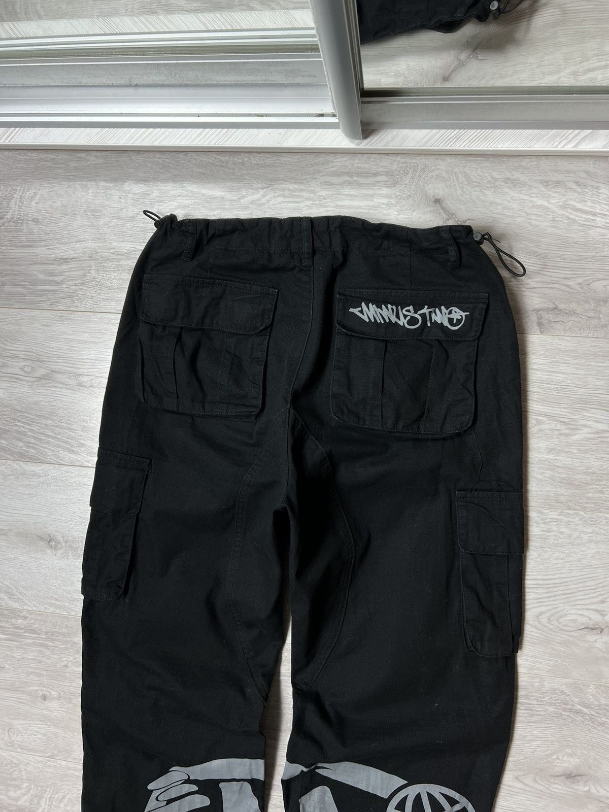 Other Rare Minus Two Cargo Parachute Pants Big Logo Size S Size US 31 - 11 Thumbnail
