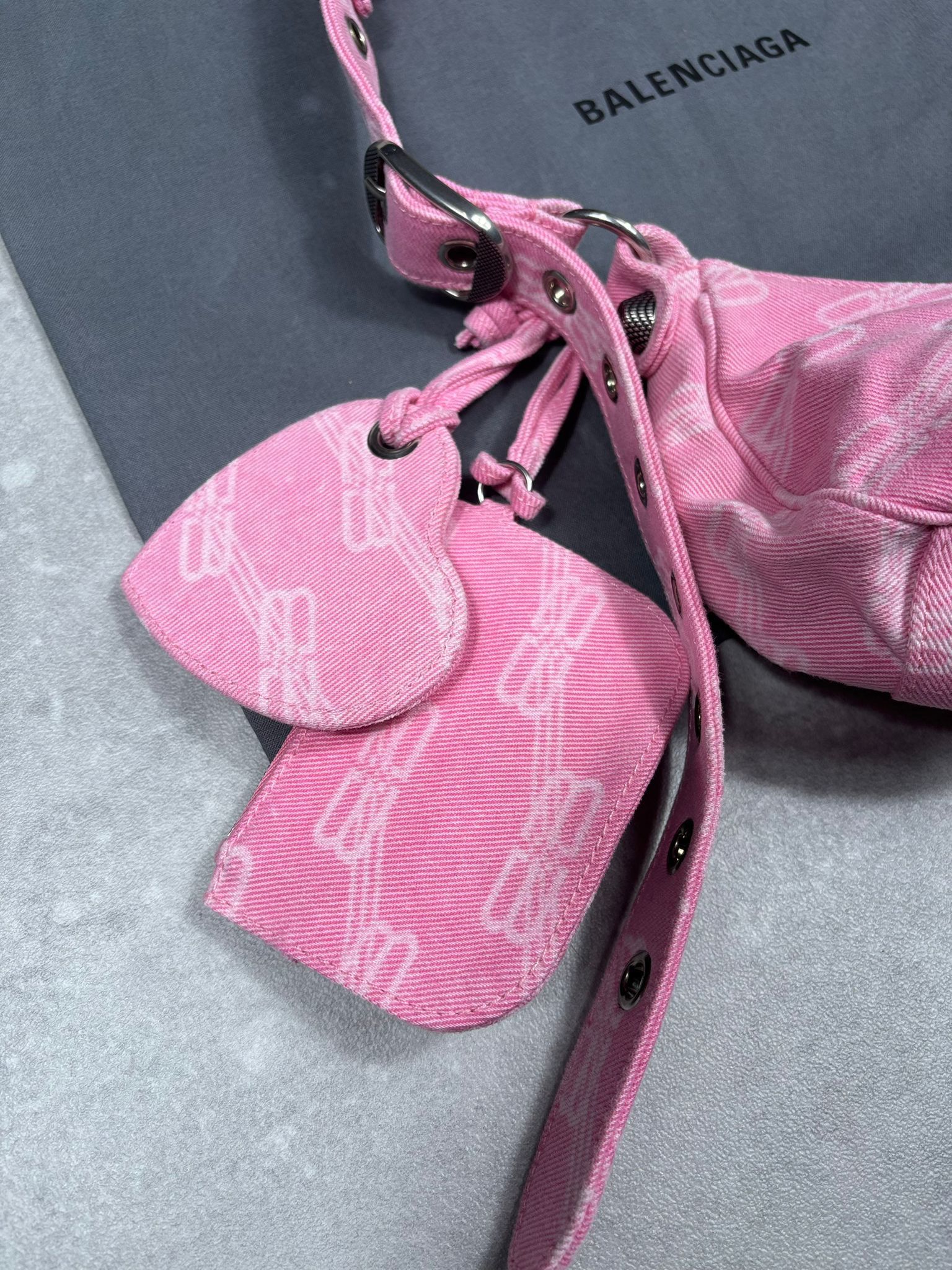 Balenciaga Balenciaga Le Cagole XS Denim Graffiti Pink Heart Mirror Size ONE SIZE - 8 Thumbnail