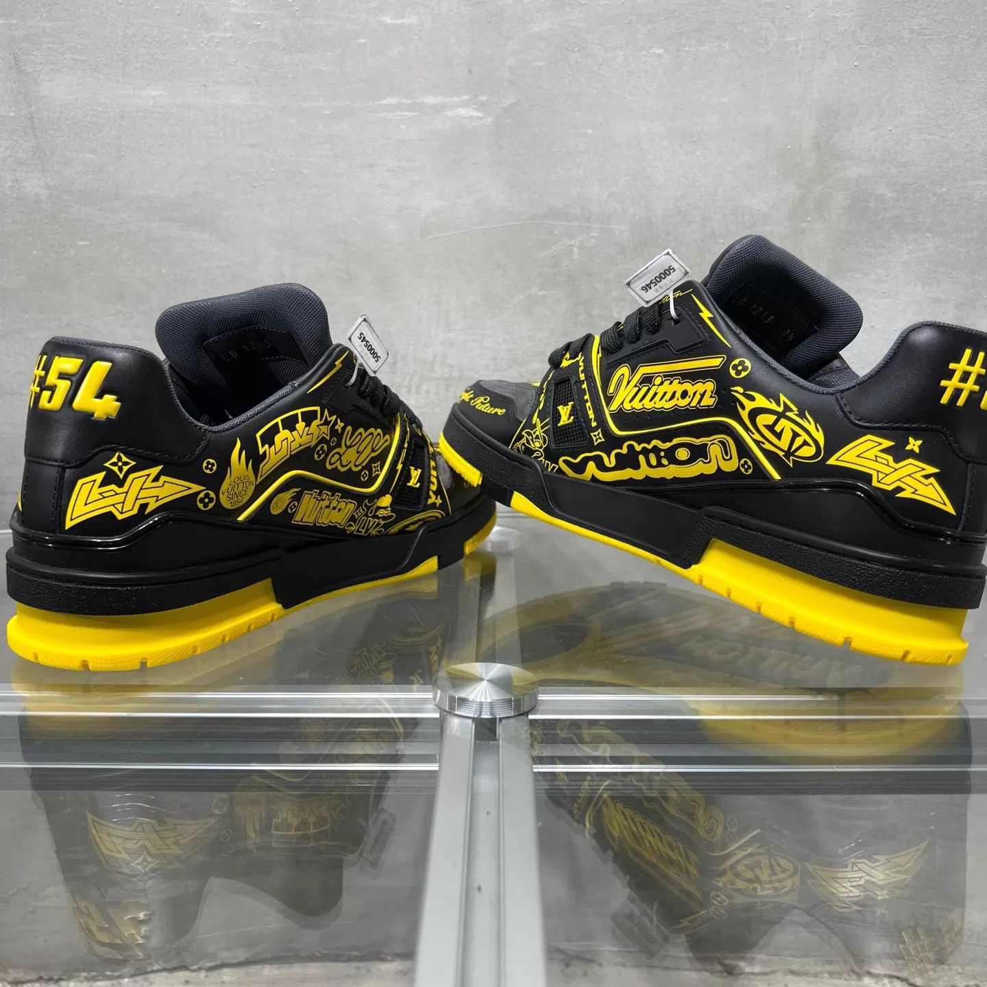 Louis Vuitton LV Men's Dragon Year Trainer Black & Yellow UK7.5 41.5 Size US 8.5 / EU 41-42 - 5 Thumbnail