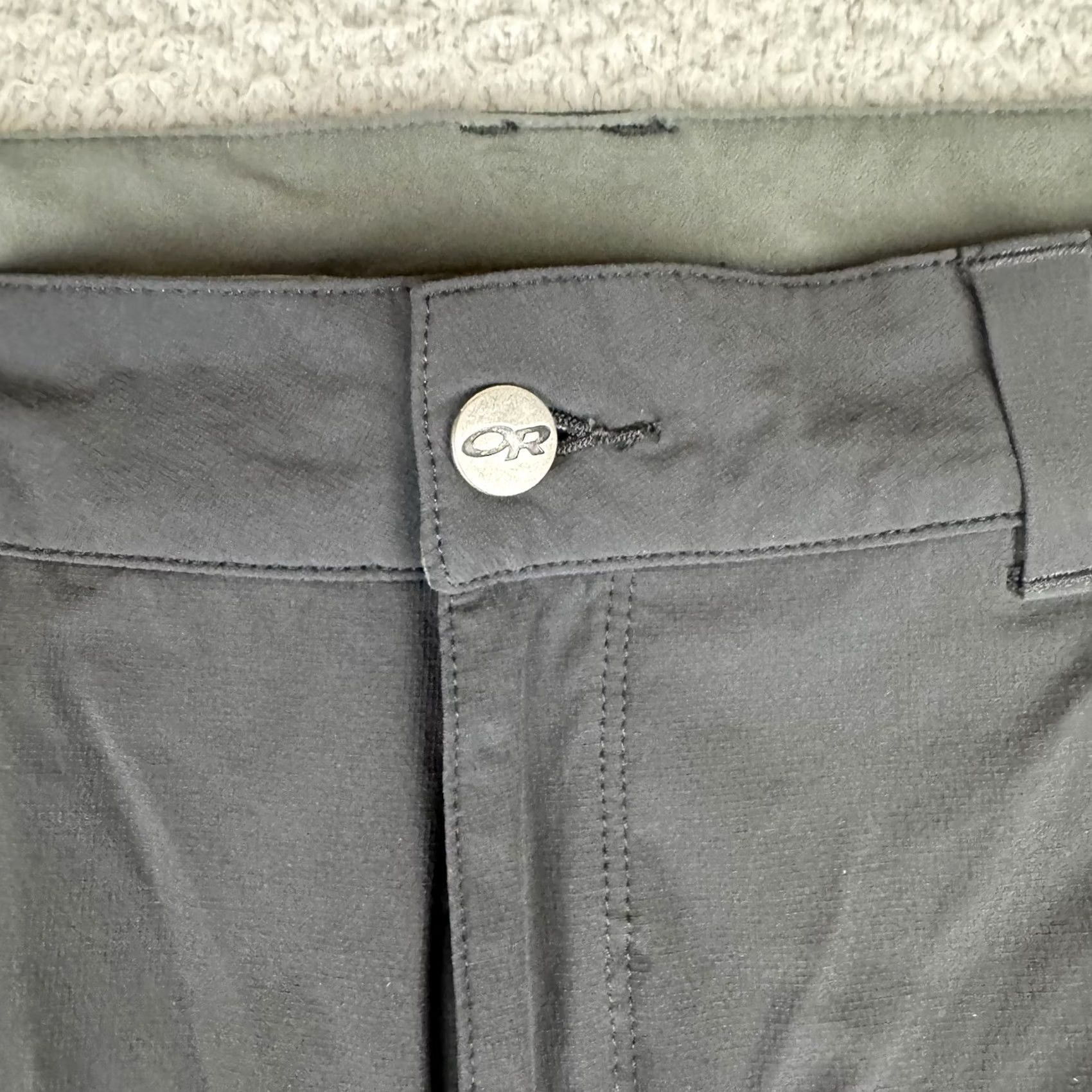 Outdoor Research Pants Mens 38x19 Ferrosi Stretch Hiking Cargo 3/4 Capri Black Straight Flat Front Nylon Pockets in Blue, Men's — image 4 of 6