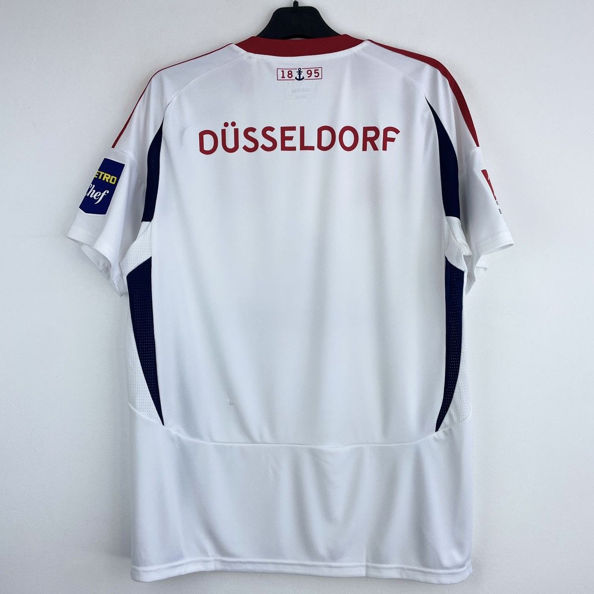 Adidas Fortuna Düsseldorf Away Jersey Shirt Men 2024/2025 size L Size US L / EU 52-54 / 3 - 9 Thumbnail