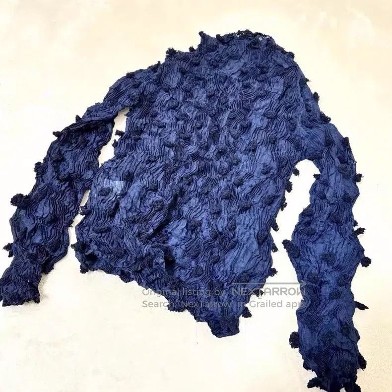 Issey Miyake Issey Miyake Ruffle Blue Pom Pom Turtleneck Long Sleeve Size M / US 6-8 / IT 42-44 - 8 Thumbnail