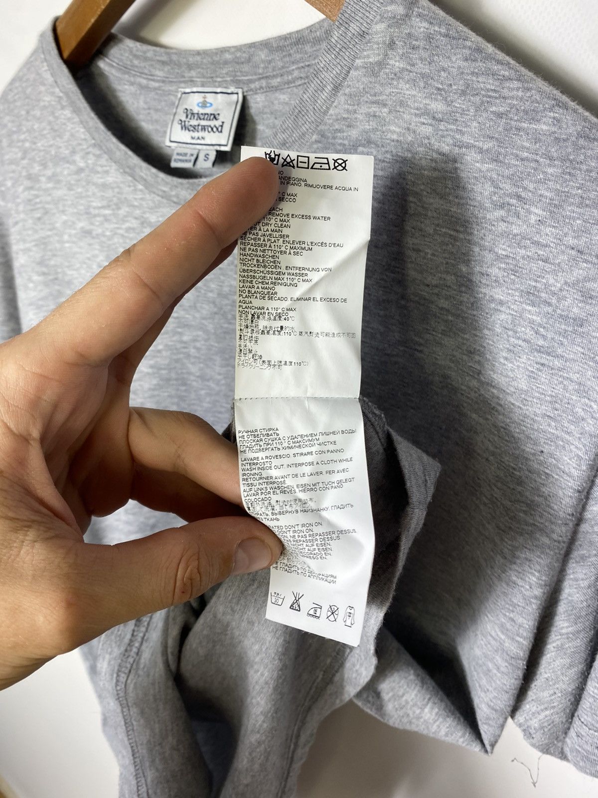 Vivienne Westwood Vivienne Westwood Small Logo Classic Grey T-shirt Tee Size US S / EU 44-46 / 1 - 7 Thumbnail