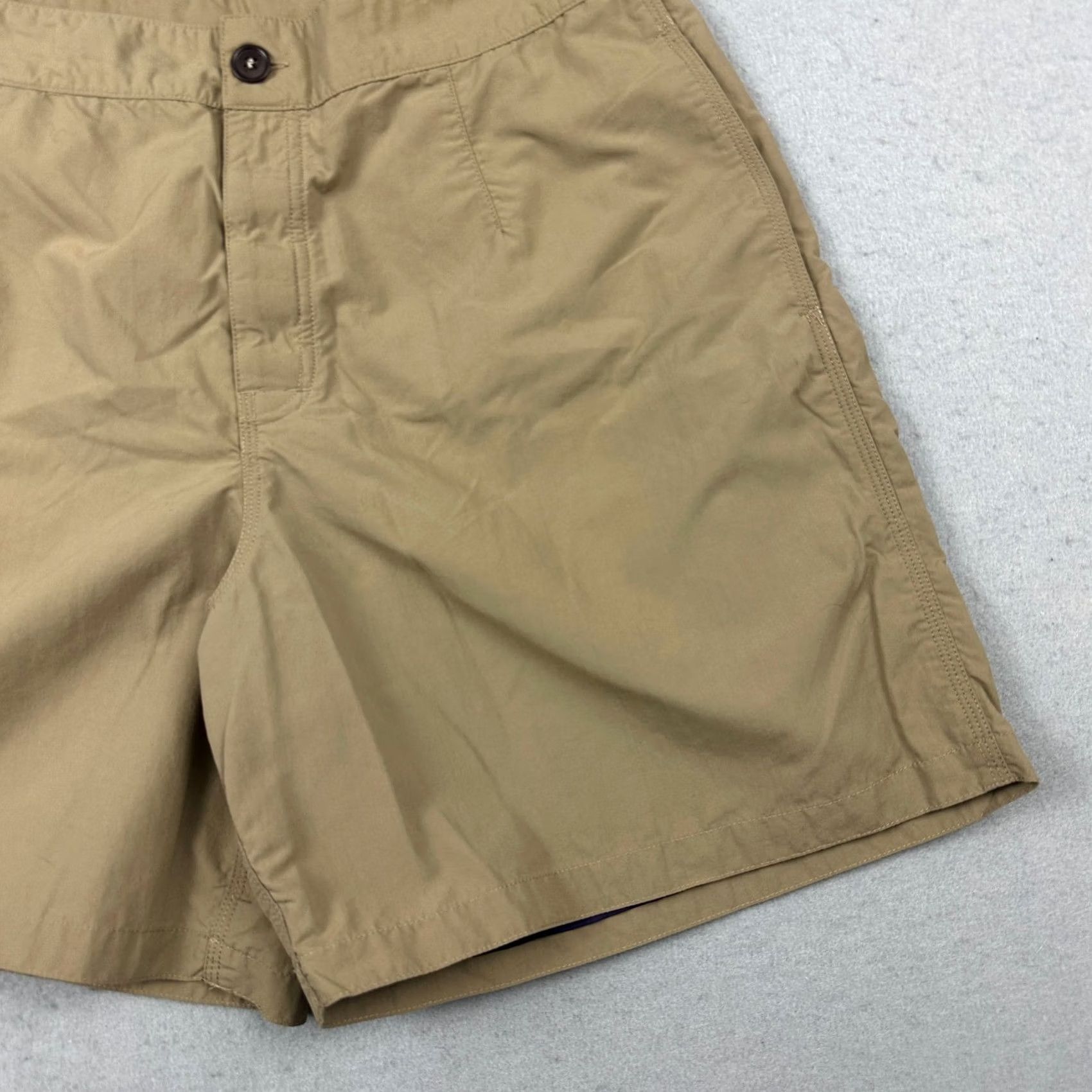 Patagonia Patagonia Shorts Mens 35 Beige Baggies Chino Lining Outdoors Hiking 90s Casual 7in Inseam Cargo Pockets Logo Embroidered Polyester Regular Denim Size US 35 - 3 Thumbnail