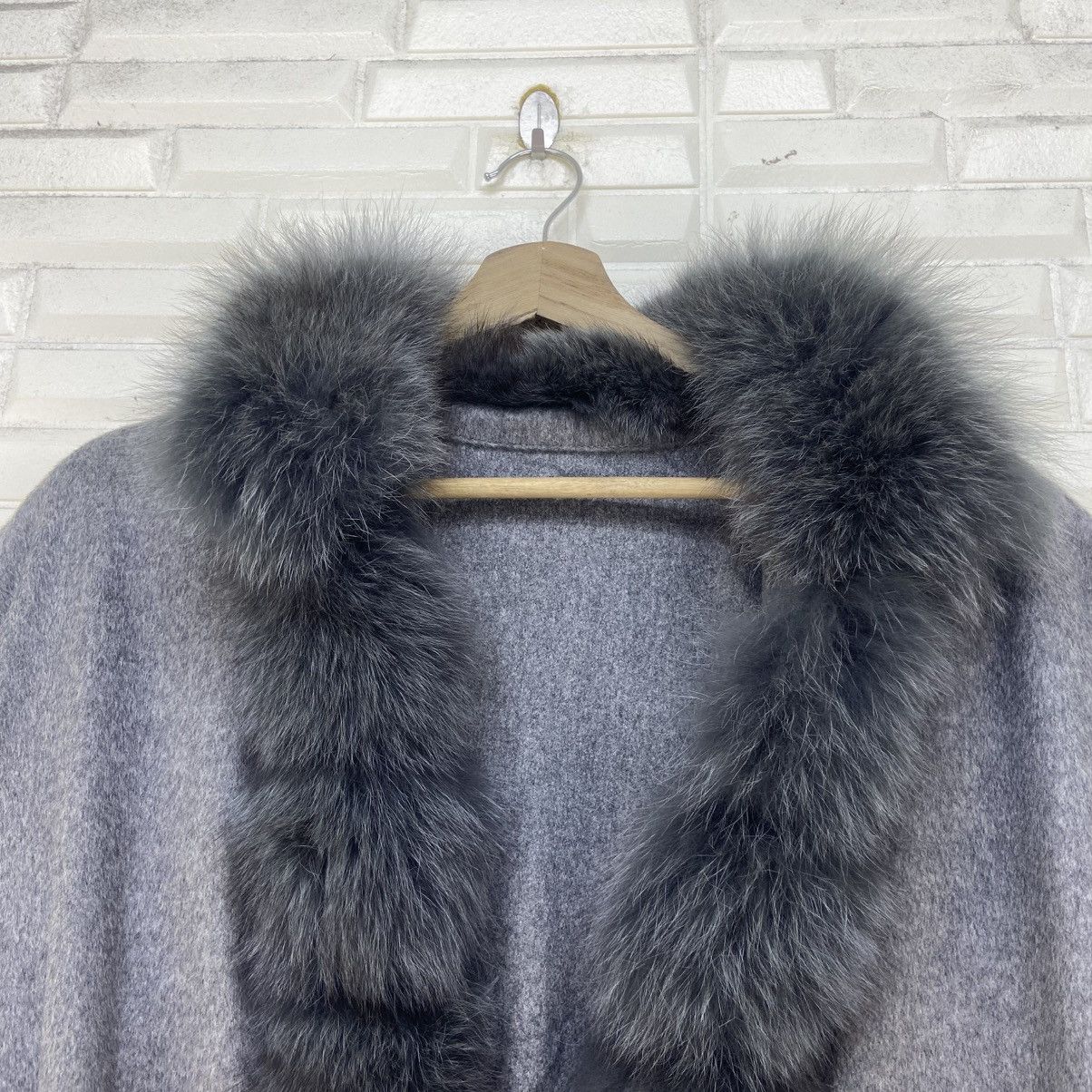 Sagafurs Saga Furs Blue Fox & Rabbit Ponchos Size M / US 6-8 / IT 42-44 - 7 Thumbnail