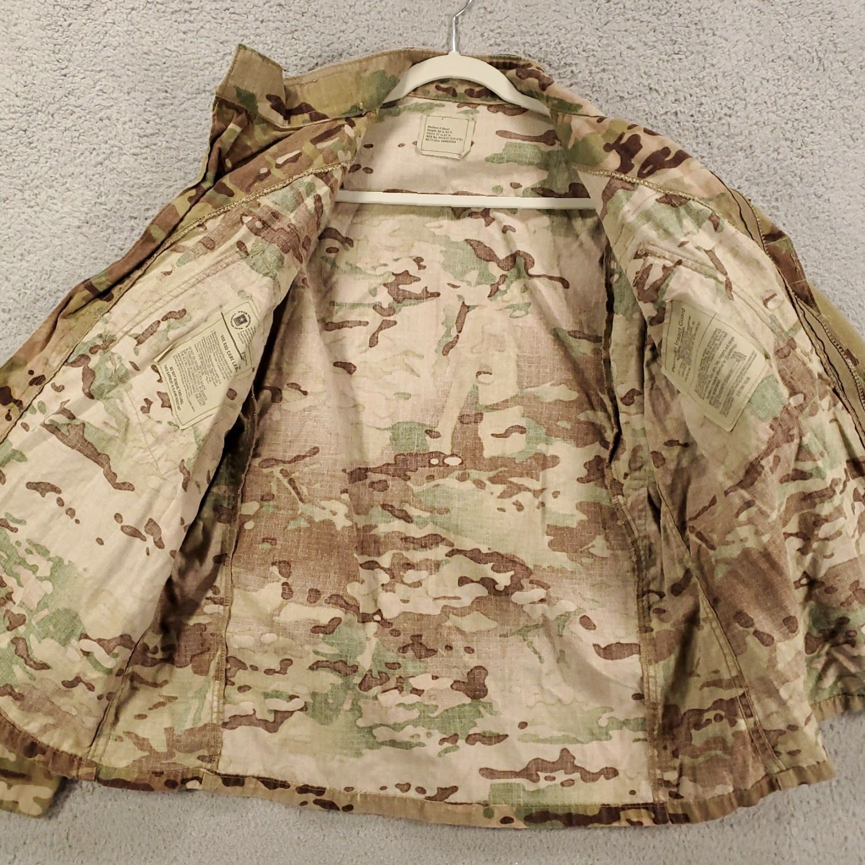 Vintage US Army Jacket Medium X-Short Full Zip Camouflage Military Combat Uniform Coat Size US M / EU 48-50 / 2 - 6 Thumbnail