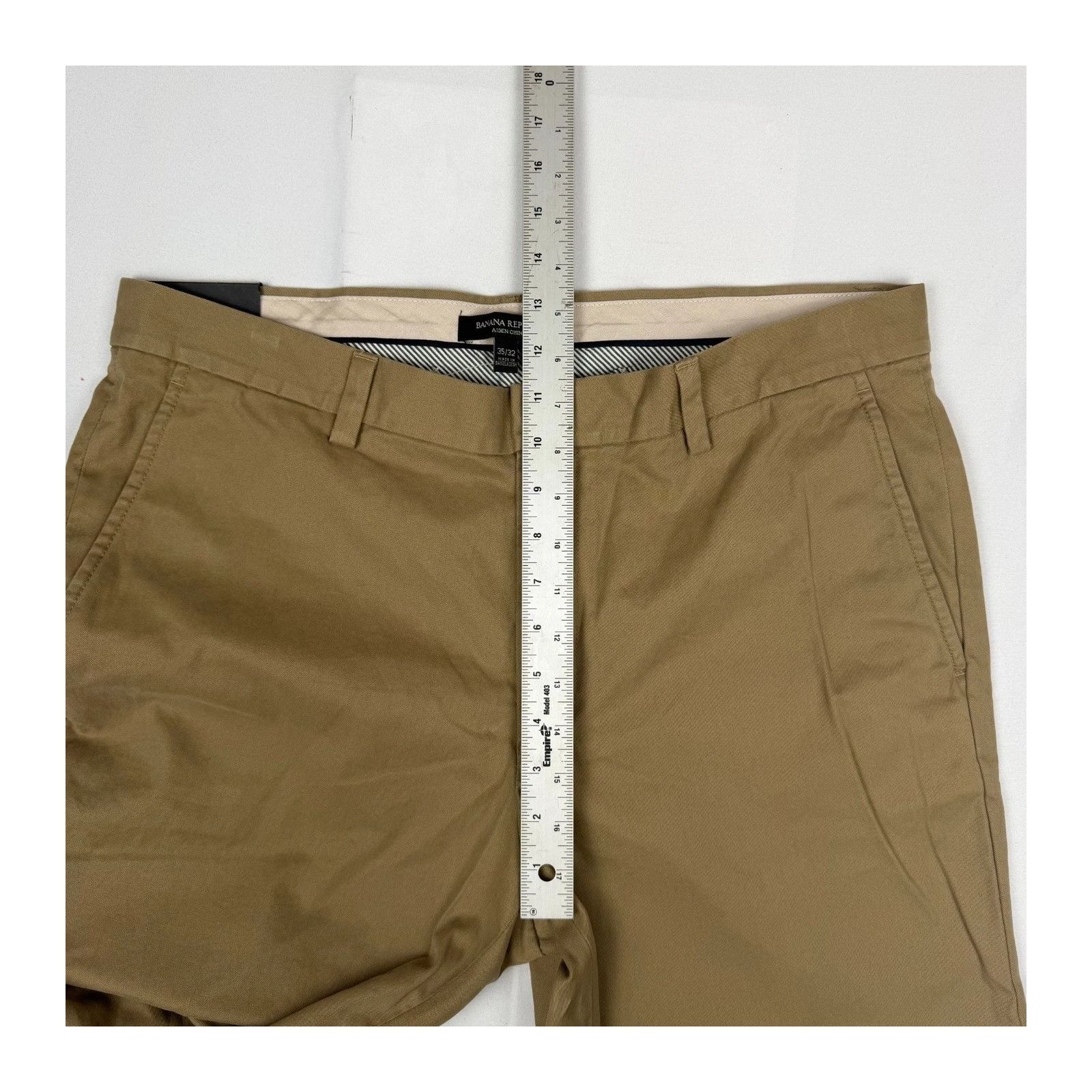 Banana Republic Banana Republic Aiden Chino Pants Mens 35x32 Brown Rapid Mov Size US 35 - 2 Thumbnail