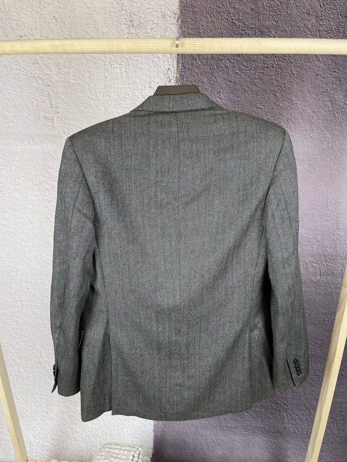 Corneliani Corneliani herringbone grey cashmere wool 2 button blazer Size 40R - 10 Thumbnail