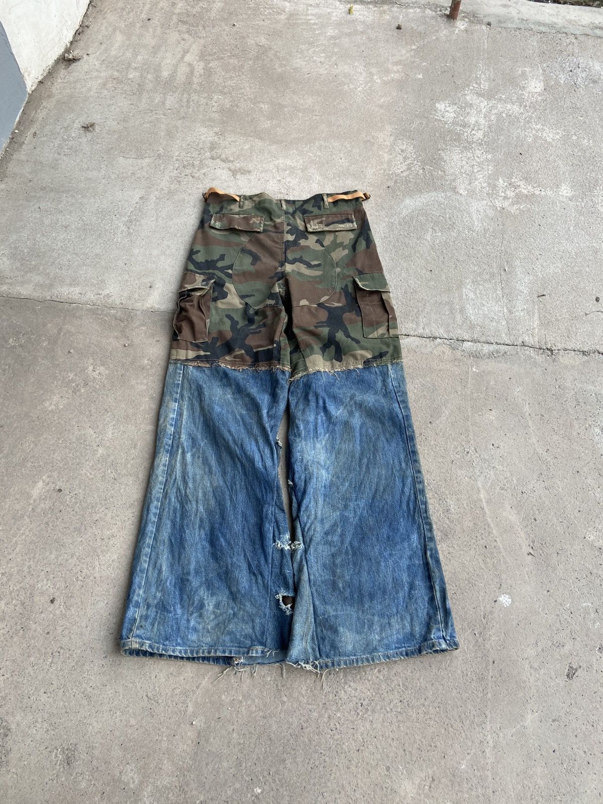 Japanese Brand × Vintage 1of1 Camo patchwork denim jeans with distressed details Size US 32 / EU 48 - 3 Thumbnail