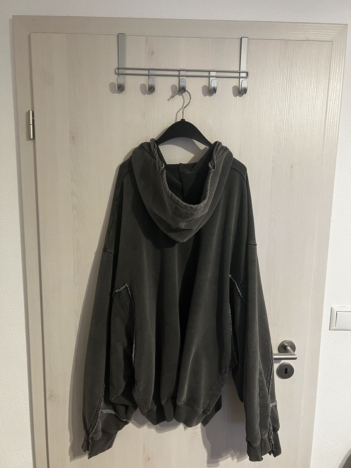 Vetements VETEMENTS Black Raw Edge Hoodie Size S Size US S / EU 44-46 / 1 - 2 Thumbnail