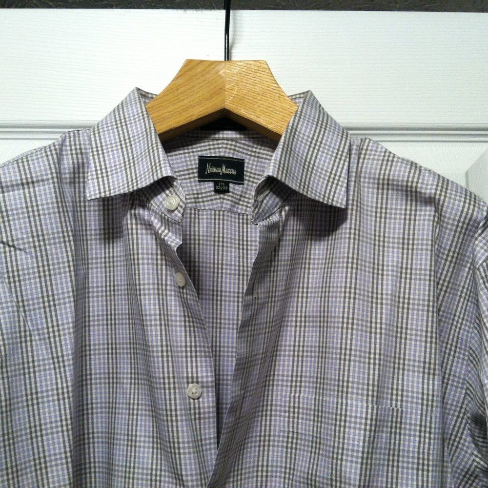 Neiman Marcus NEIMAN MARCUS MENS COTTON CASUAL SHIRT SIZE: 17.5/32-33 Size US XL / EU 56 / 4 - 2 Thumbnail