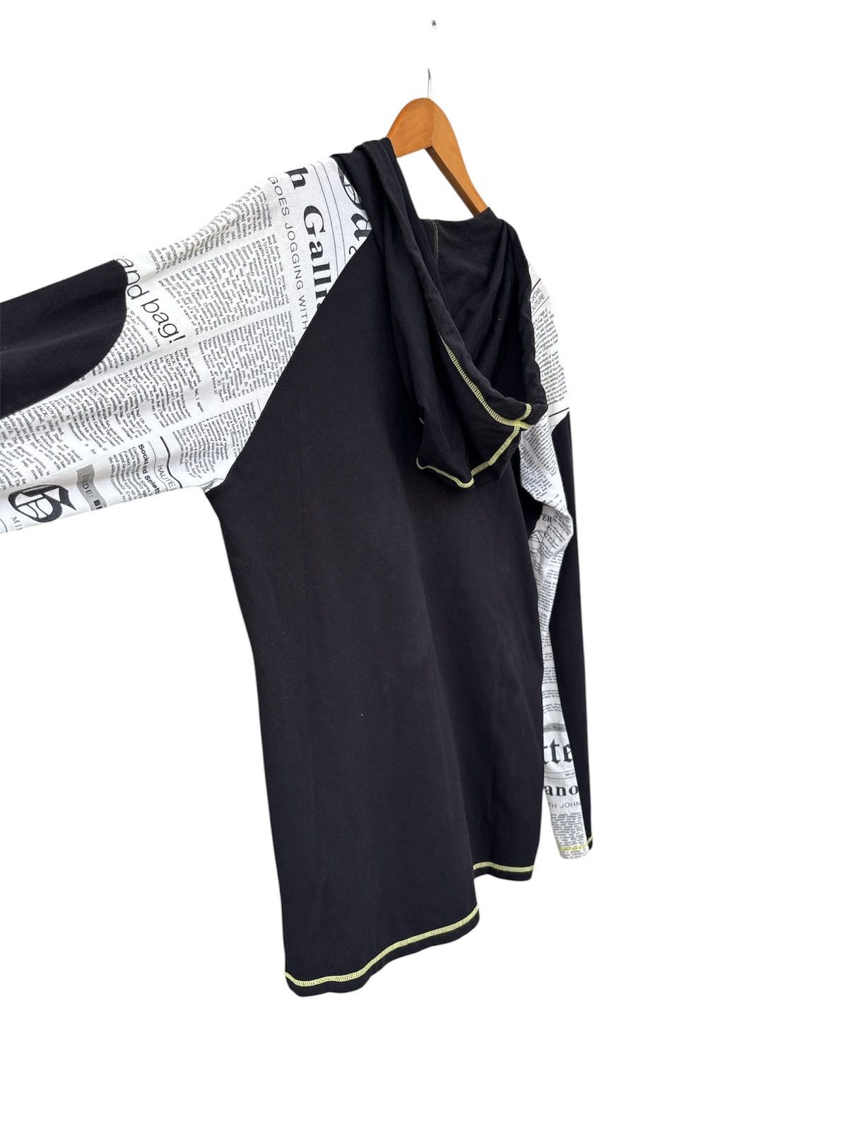John Galliano Gazette Newspaper Zip Hoodie Size US M / EU 48-50 / 2 - 4 Thumbnail