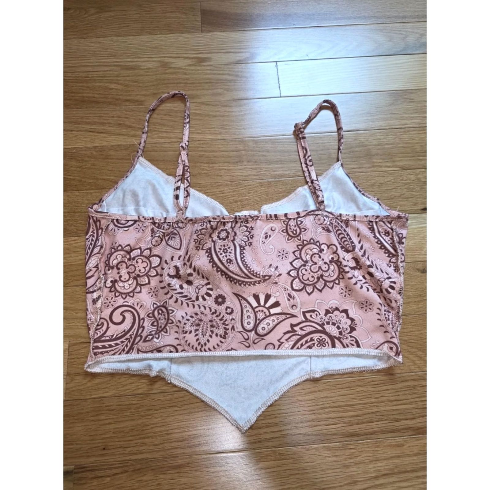 Shein SheIn Cami Crop Top Womens Size S Pink Paisley Print Spaghetti Strap Pullover V-Neck Cropped Tank Lightweight Casual Floral Sleeve-less Size S / US 4 / IT 40 - 3 Thumbnail