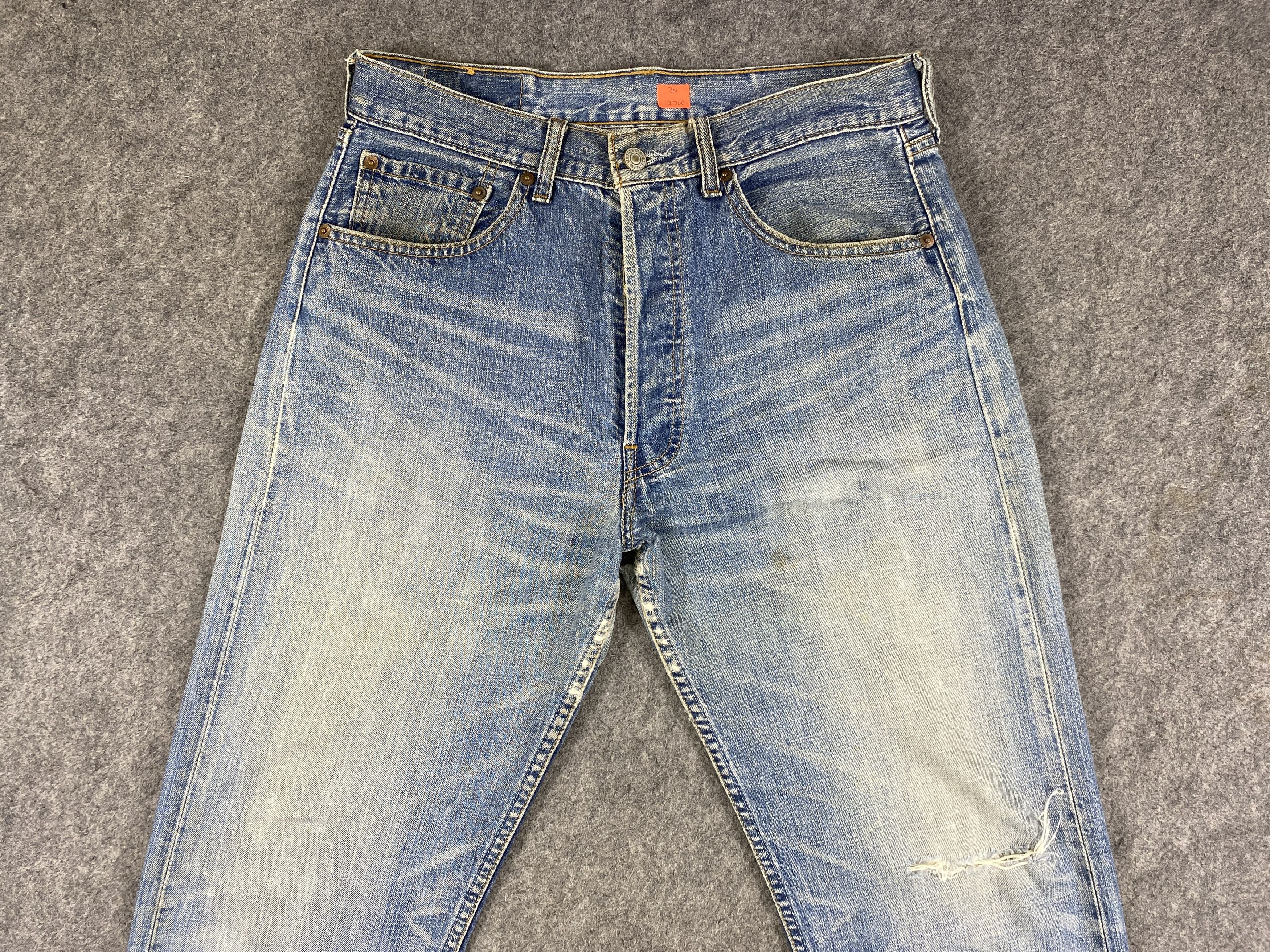 Levi's Distressed Blue Vintage Levi's 501 Jeans 31x33 Denim -JN2300 Size US 31 - 3 Thumbnail