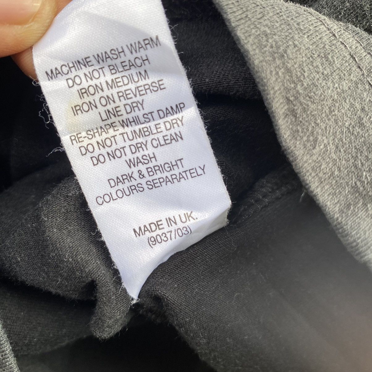 Burberry Thrashed Faded Vintage Burberry London Nova Check ERD GRUNGE Size US M / EU 48-50 / 2 - 4 Thumbnail