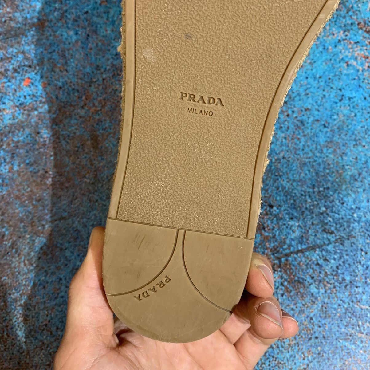 Prada Prada Slips On Size 39 Size US 9 / IT 39 - 9 Thumbnail
