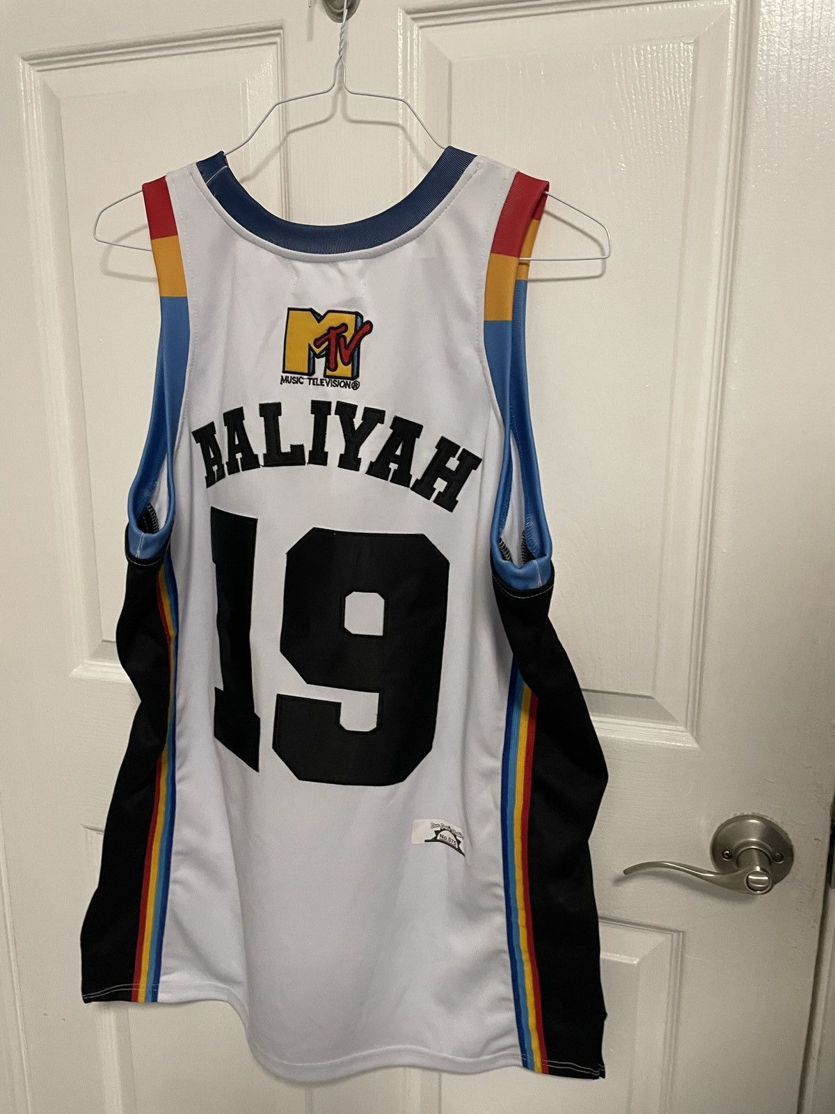 Other MTV Rock N’ Jock Aaliyah jersey Size US XXL / EU 58 / 5 - 4 Thumbnail