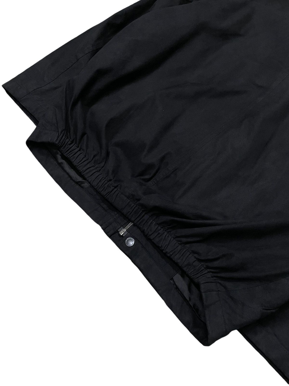 Burberry × Vintage Vintage Burberry Black Suede Jacket Size US L / EU 52-54 / 3 - 10 Thumbnail