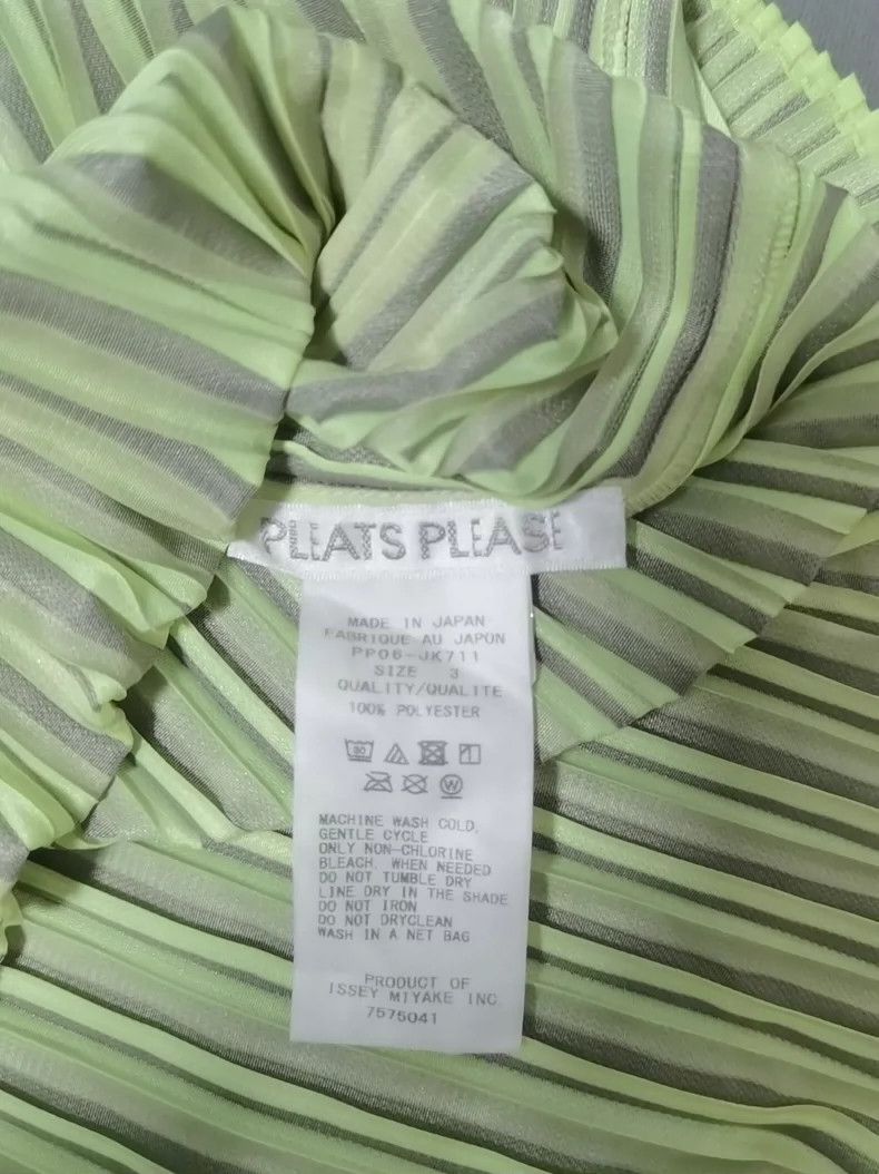 Issey Miyake issey miyake size:3 Neon pleated top 2506-Nextarrow Size XXS / US 00 / IT 34 - 2 Thumbnail