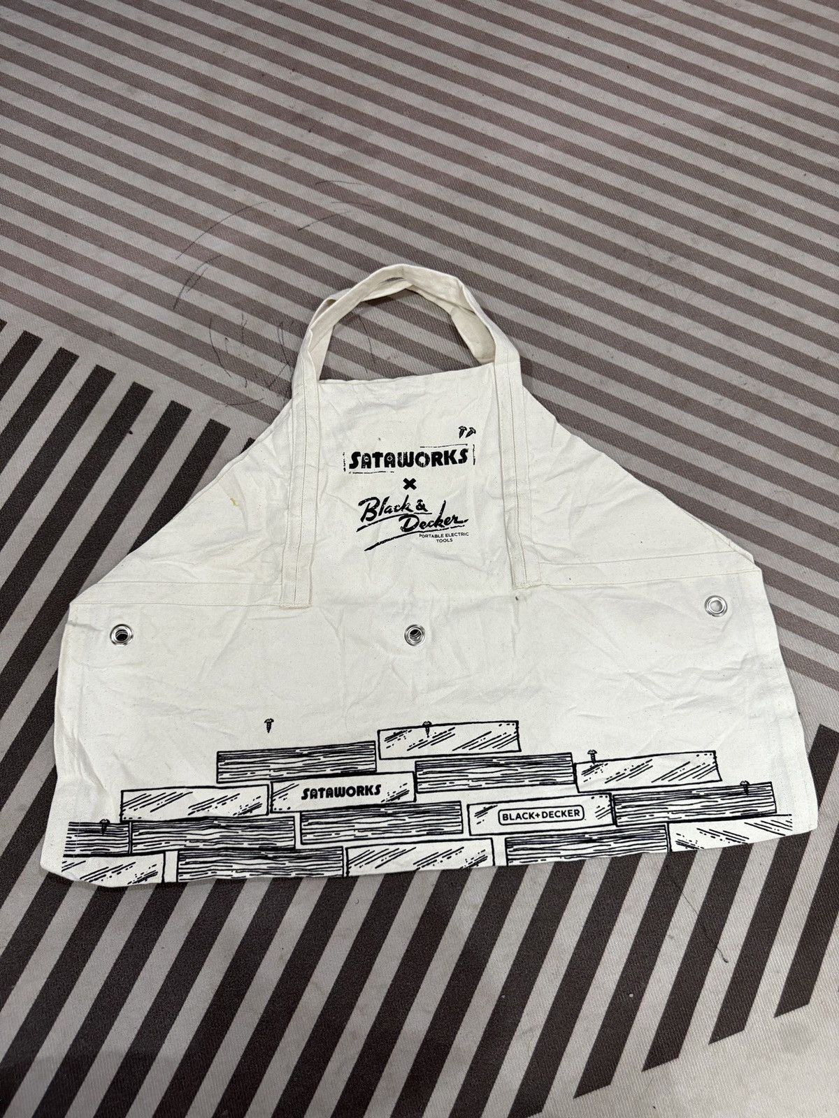 Japanese Brand 🔥🔥🔥ARCHIVE SATAWORKS X BLACK & DECKER TOOLS BAG Size ONE SIZE - 1 Thumbnail