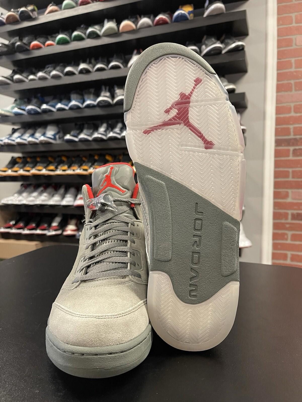 Jordan Brand Size 13 - Nike Air Jordan 5 P51 Camo Dark Stucco/University Size US 13 / EU 46 - 8 Thumbnail