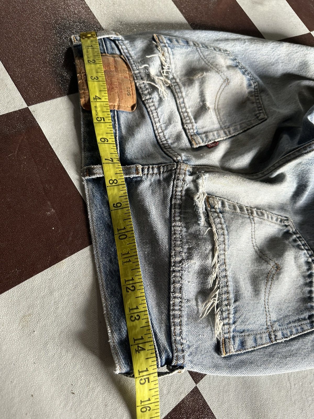 Levi's Vintage Levi’s 501 top button 553 distressed denim jeans Size US 30 / EU 46 - 10 Thumbnail