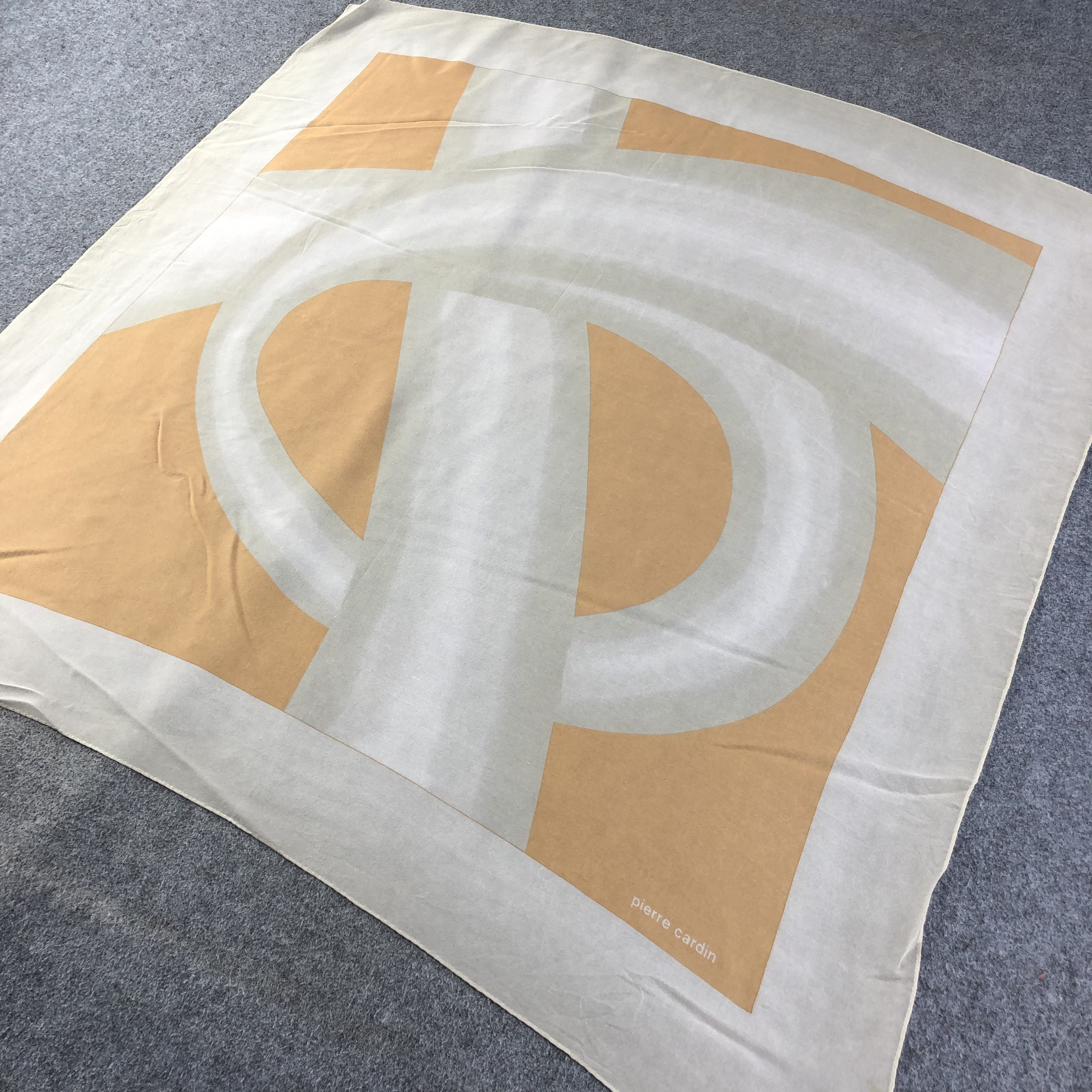 Pierre Cardin Vintage Pierre Cardin Slit Thread Silk Scarf M746 Size ONE SIZE - 2 Thumbnail