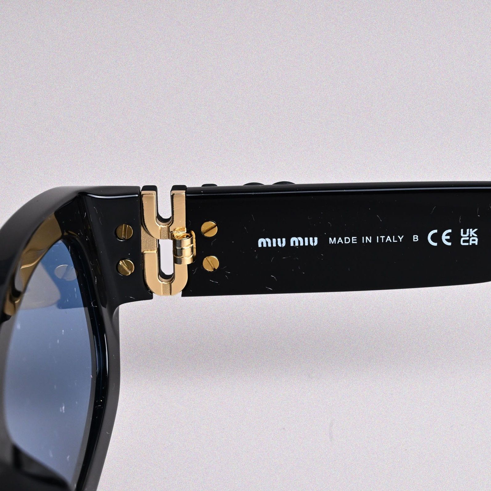Miu Miu MIU MIU 0MU B04S Size ONE SIZE - 4 Thumbnail
