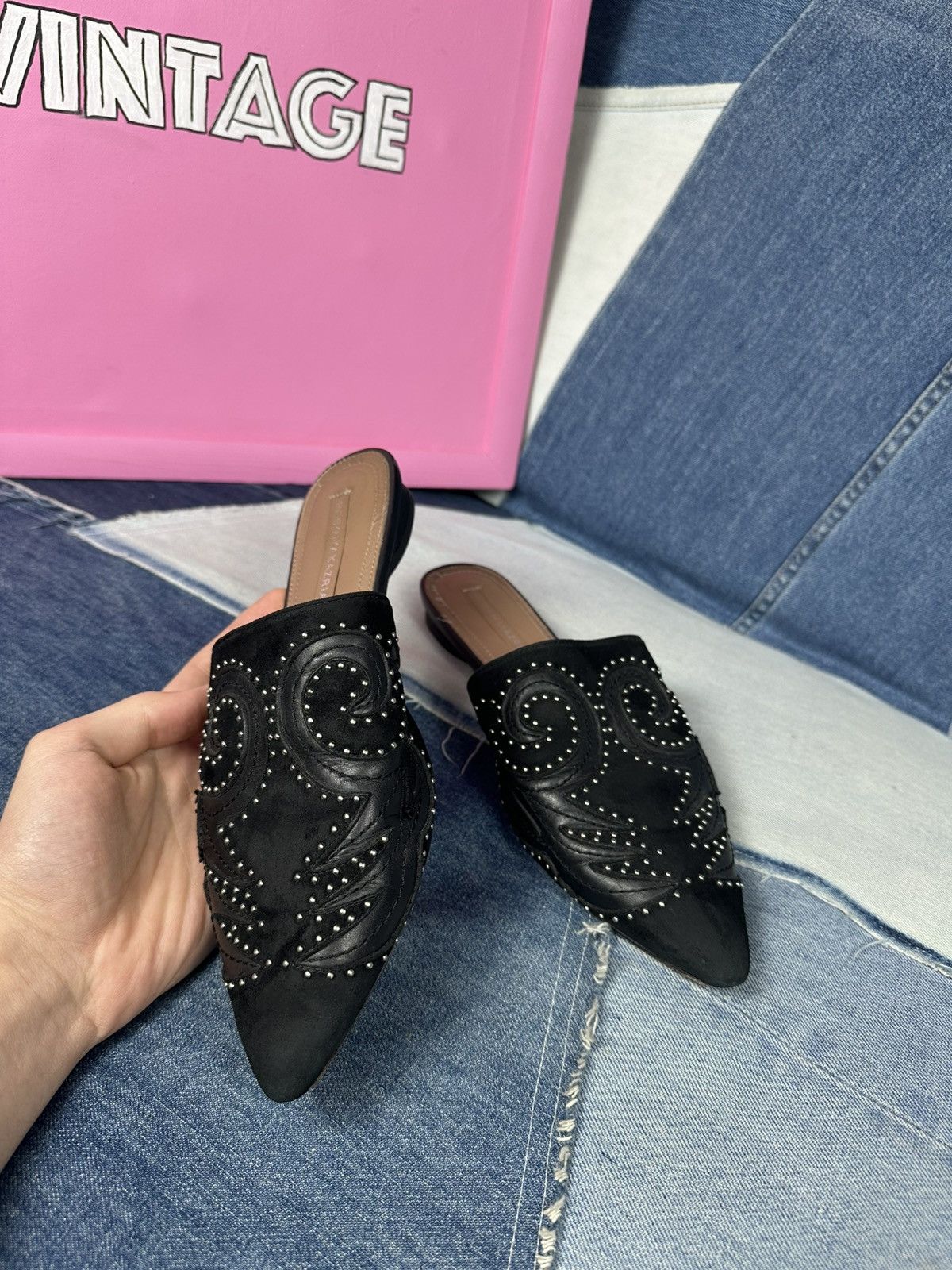 Bcbgmaxazria BCBGMAXAZRIA Nola Mules Suede Leather Black Flat Size US 8.5 / IT 38.5 - 8 Thumbnail