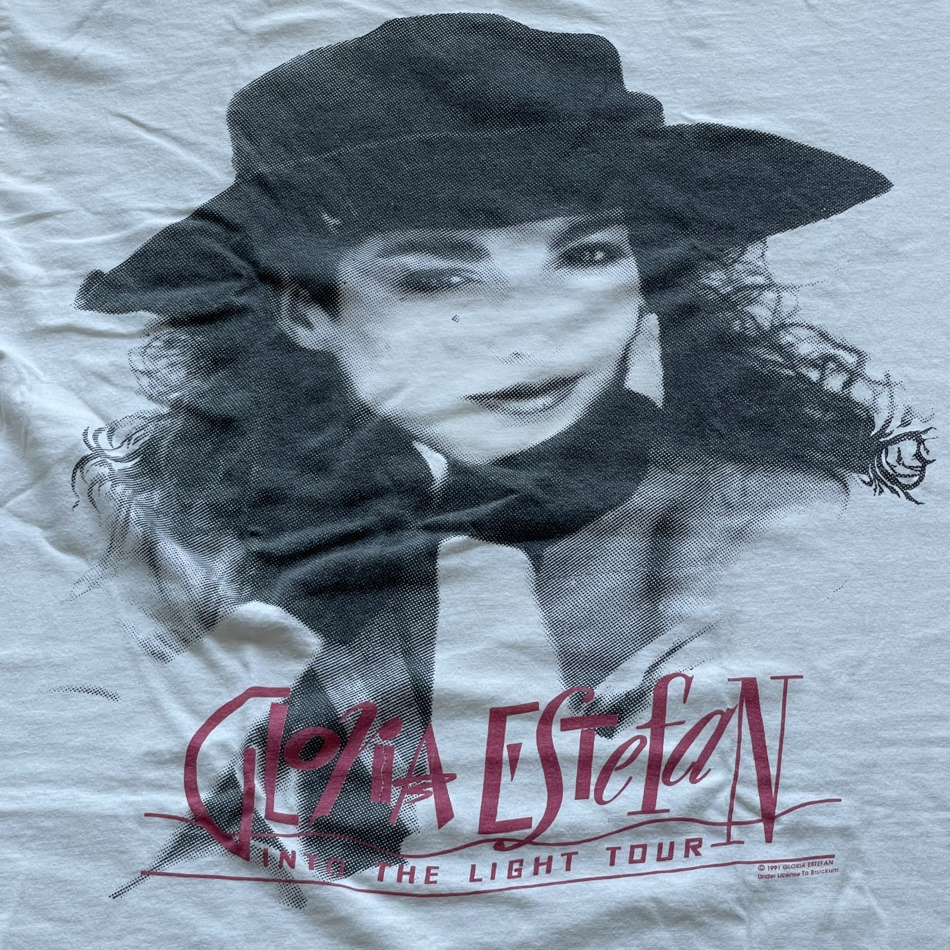 Vintage Vintage Gloria Estefan Into The Light Tour Concert Tee 1991 Size US L / EU 52-54 / 3 - 2 Thumbnail