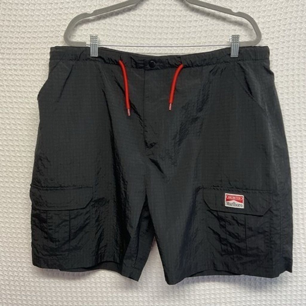Marlboro VTG Marlboro Unlimited Lined SwimHiking Cargo Shorts Men 2XL Size US 40 / EU 56 - 1 Thumbnail