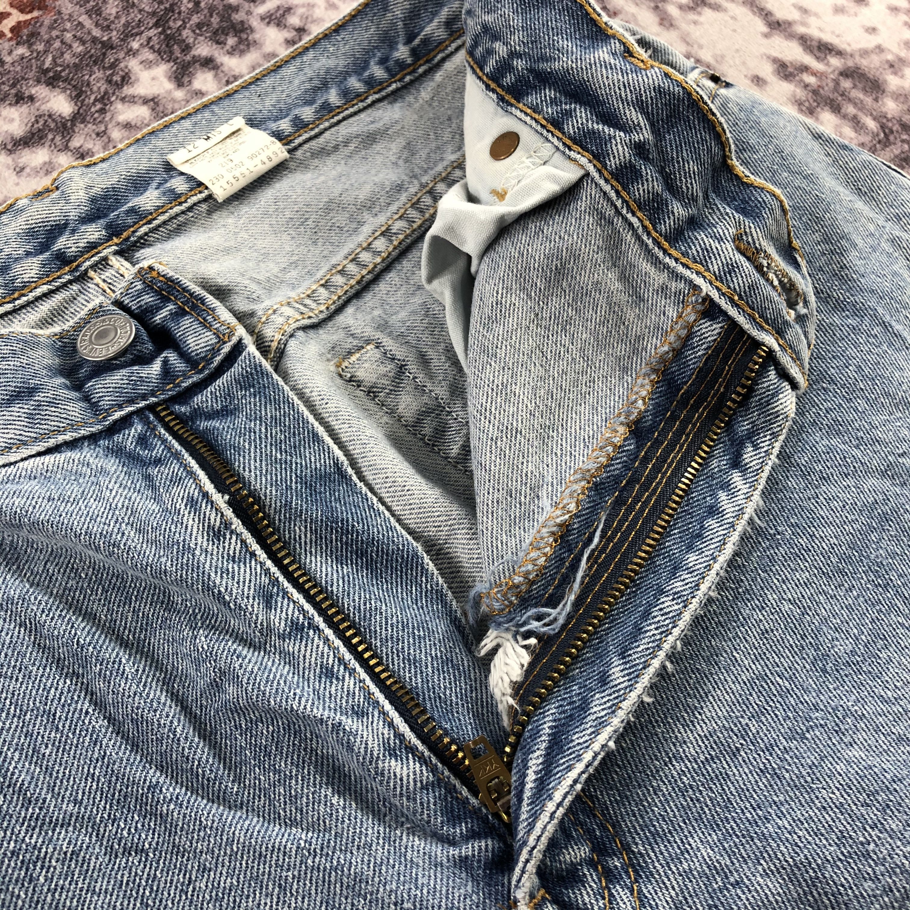Levi's × Vintage Vintage 90s Blue Wash Levis 550 Jeans-JM3075 Size US 30 / EU 46 - 11 Thumbnail