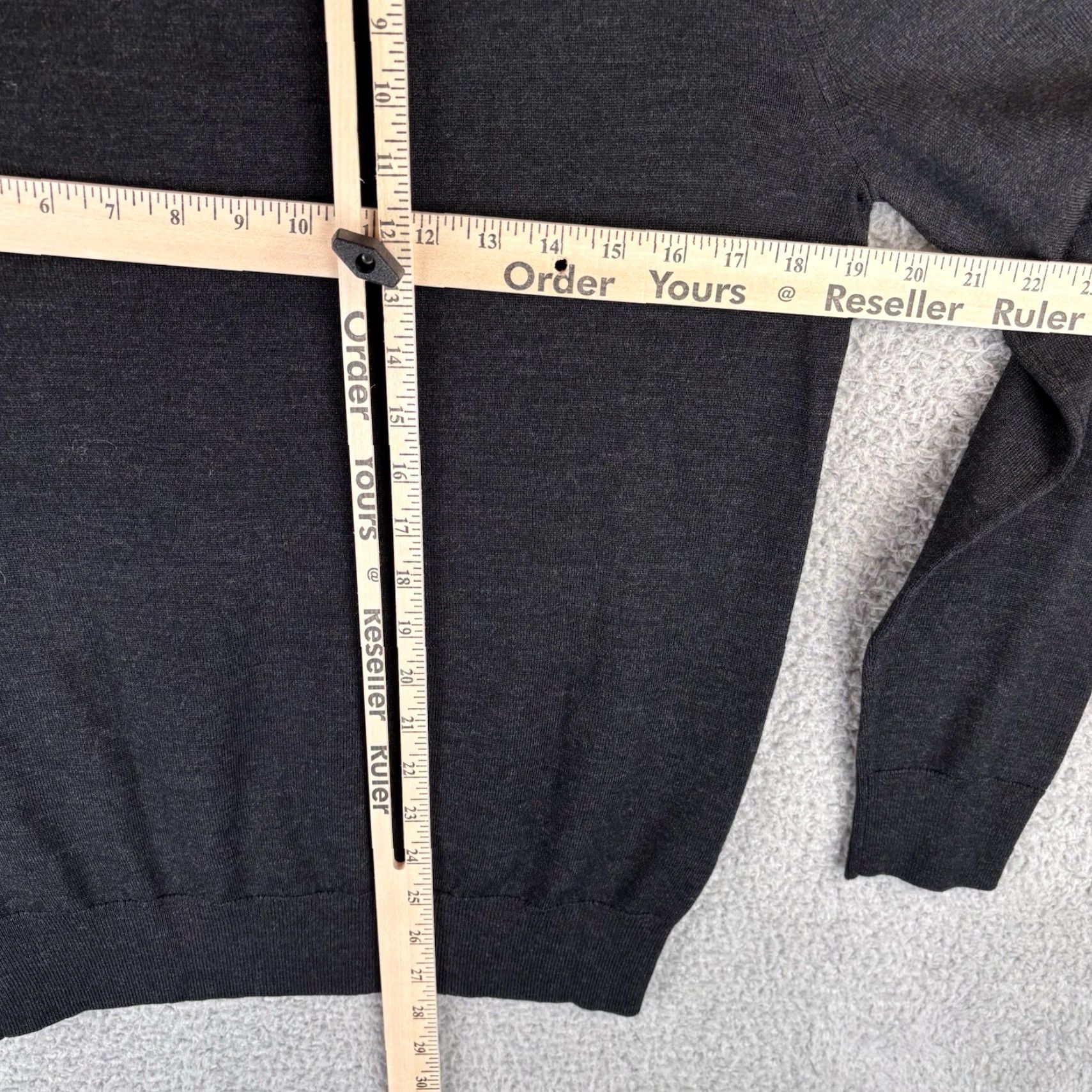 Charles Tyrwhitt Charles Tyrwhitt Sweater Mens Sweater Black Merino Wool 1/4 Zip England Rugby Shirt Hoodie? Size US L / EU 52-54 / 3 - 7 Thumbnail