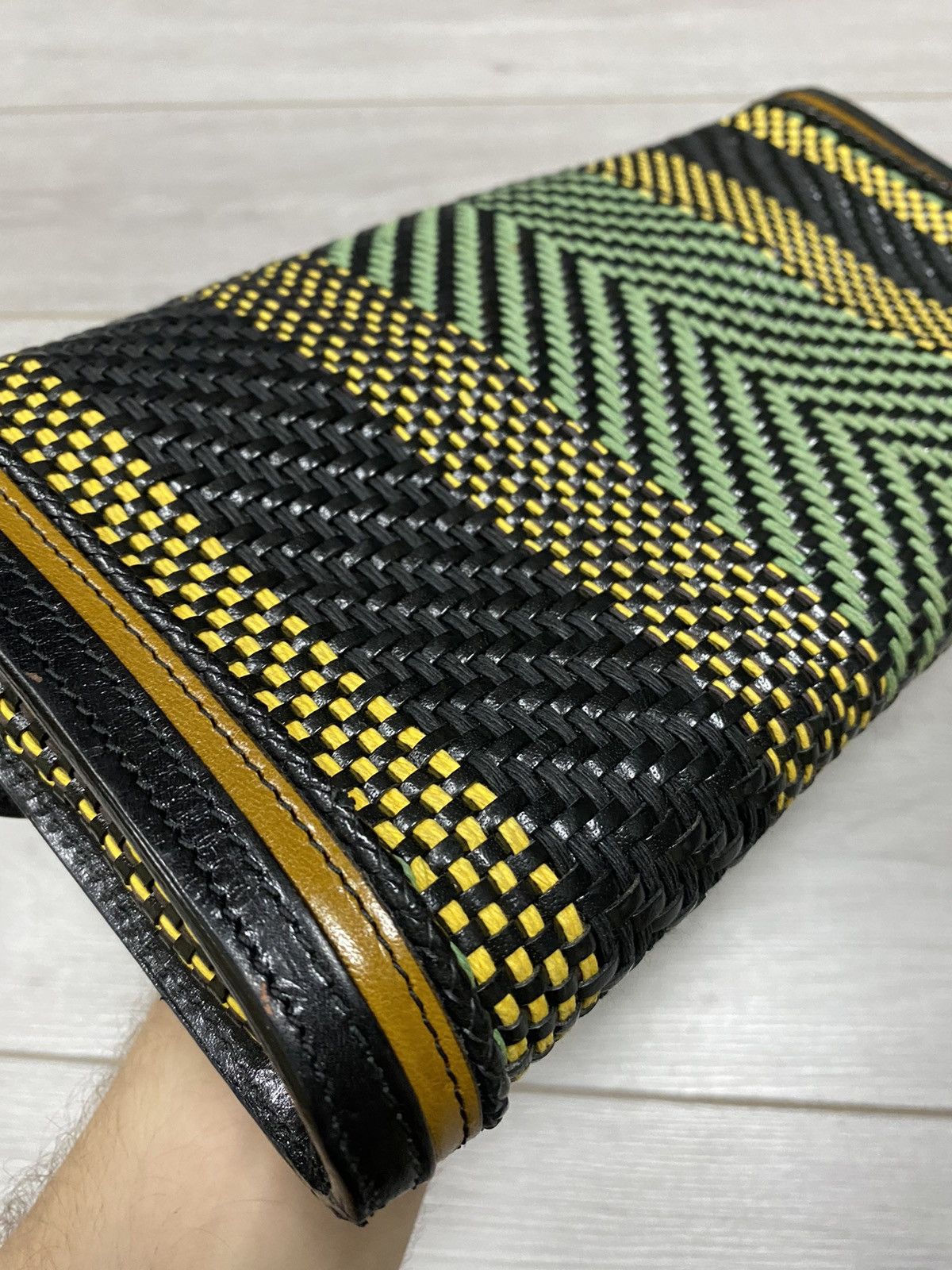 Burberry Prorsum Burberry buffalo leather woven raffia flap clutch Size ONE SIZE - 14 Thumbnail