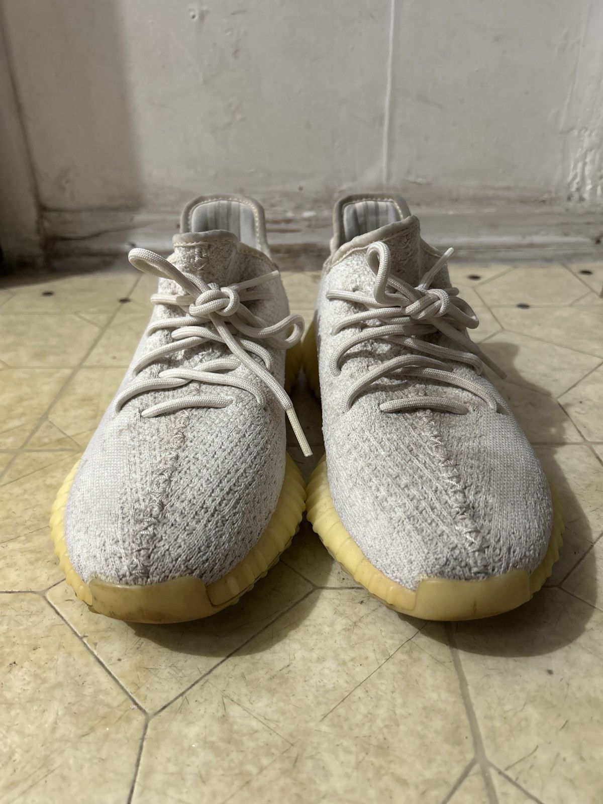 Yeezy adidas Yeezy Boost 350 V2 Cream Size US 9 / EU 42 - 3 Thumbnail