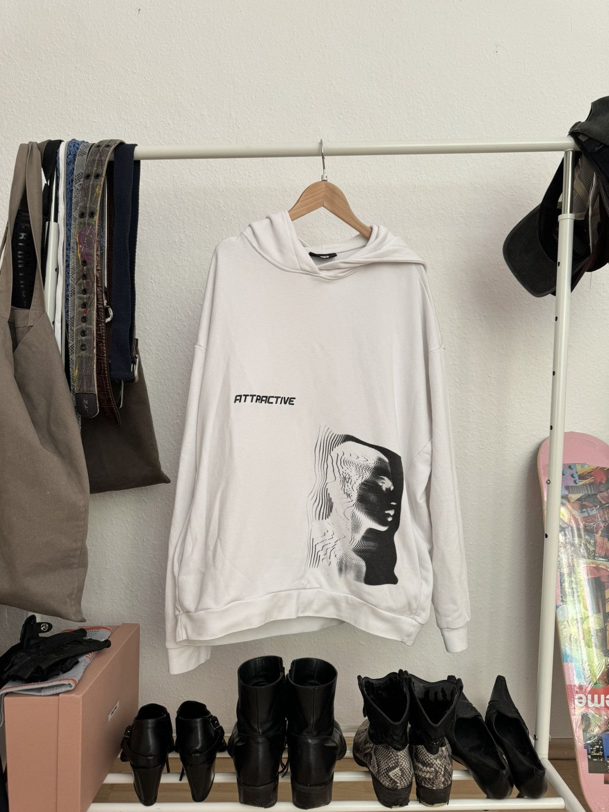 Designer × Other Mira Attractive White Hoodie Size US S / EU 44-46 / 1 - 1 Thumbnail