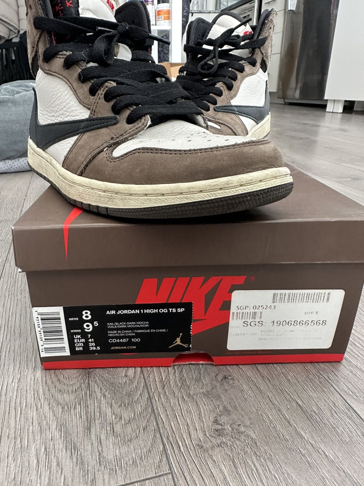 Jordan Brand × Nike × Travis Scott Travis Scott Jordan 1 OG size 8 Size US 8 / EU 41 - 9 Thumbnail